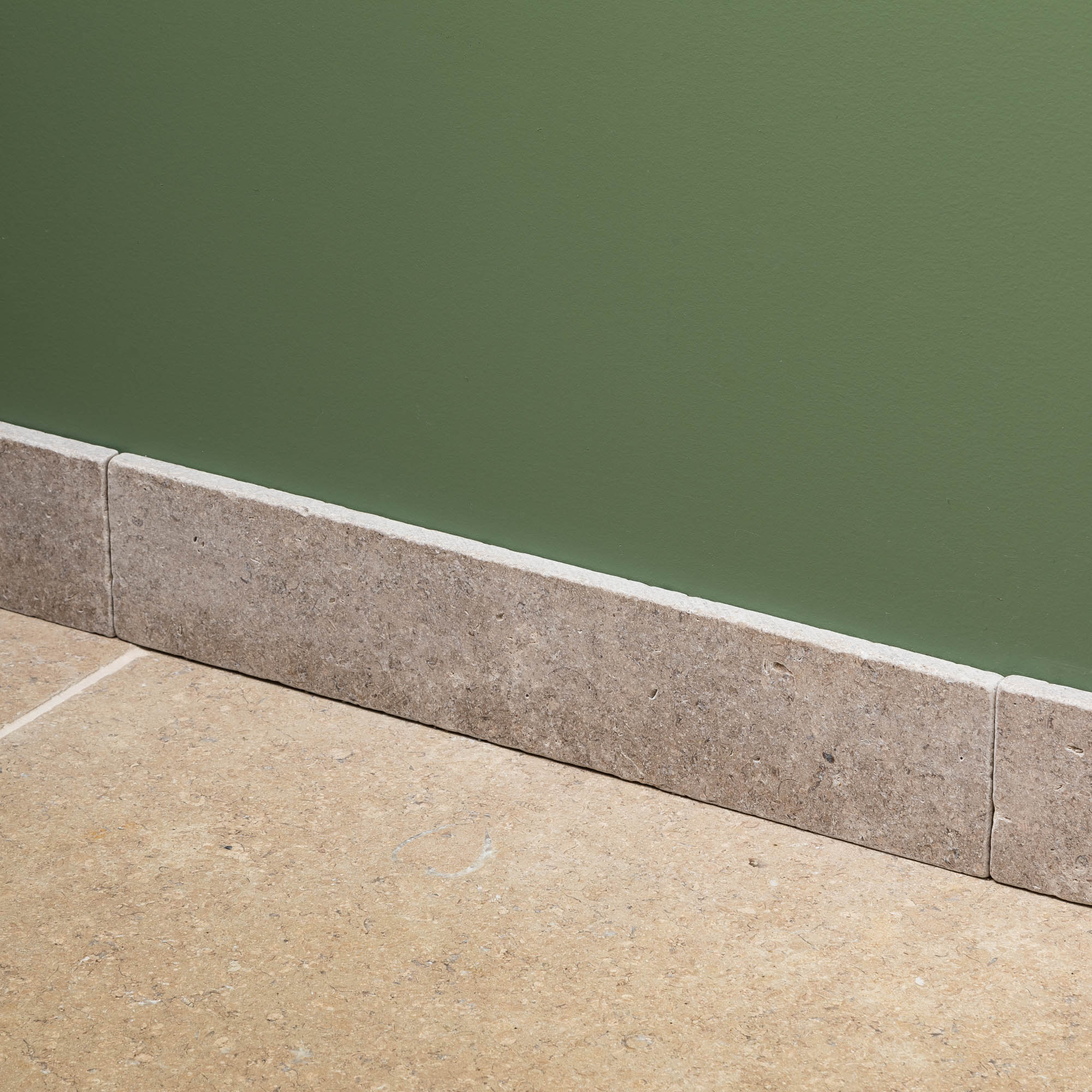 Lot de 10 plinthes en pierre naturelle Egypte Beige 40,6x8 cm Ep. 1,2 cm - RO'MA Nature - 2