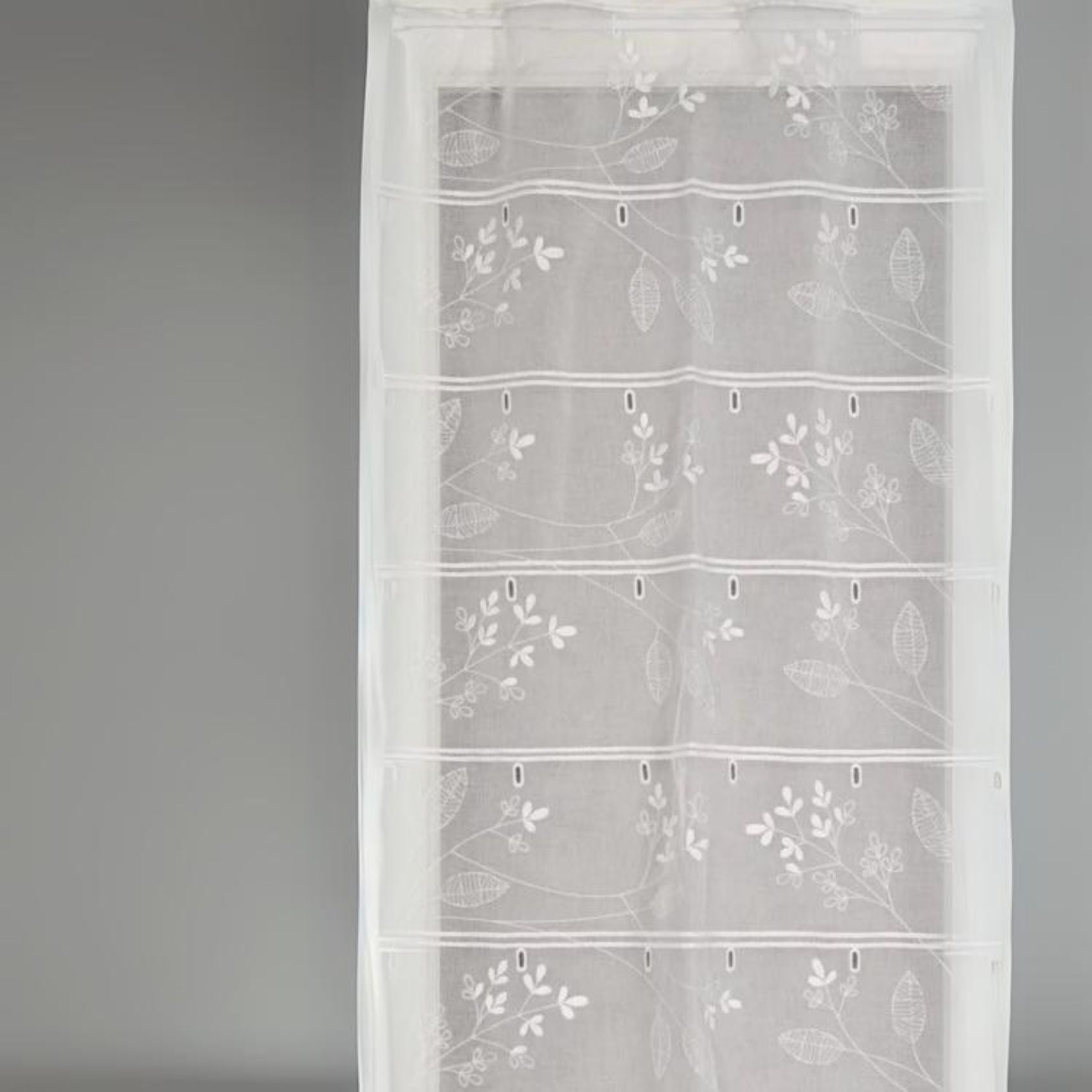 Modulable En tamine Brod e Et Fleurie Blanc 0 9x1 2 M Polyester modulable-en-tamine-brod-e-et-fleurie-blanc-0-9x1-2-m-polyester
