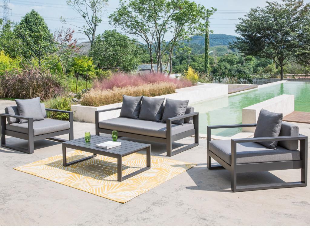 Salon de jardin en aluminium: un canapé 3 places, 2 fauteuils, une