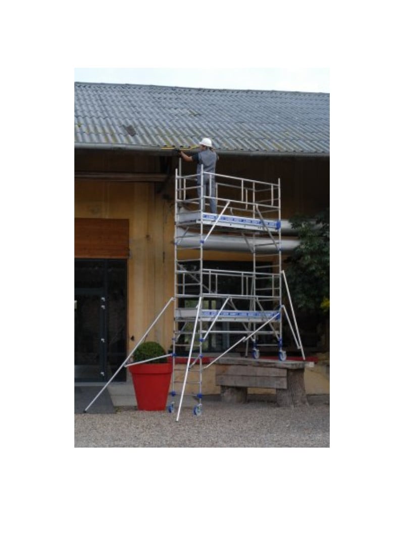 TUBESCA-Comabi - Échafaudage roulant aluminium Totem 2 – Garde-corps monoblocs – Longueur 1,80 / 2,50 m - Hauteur de plateau 5,85 m - L 2,50 x l 0,9 m - 5