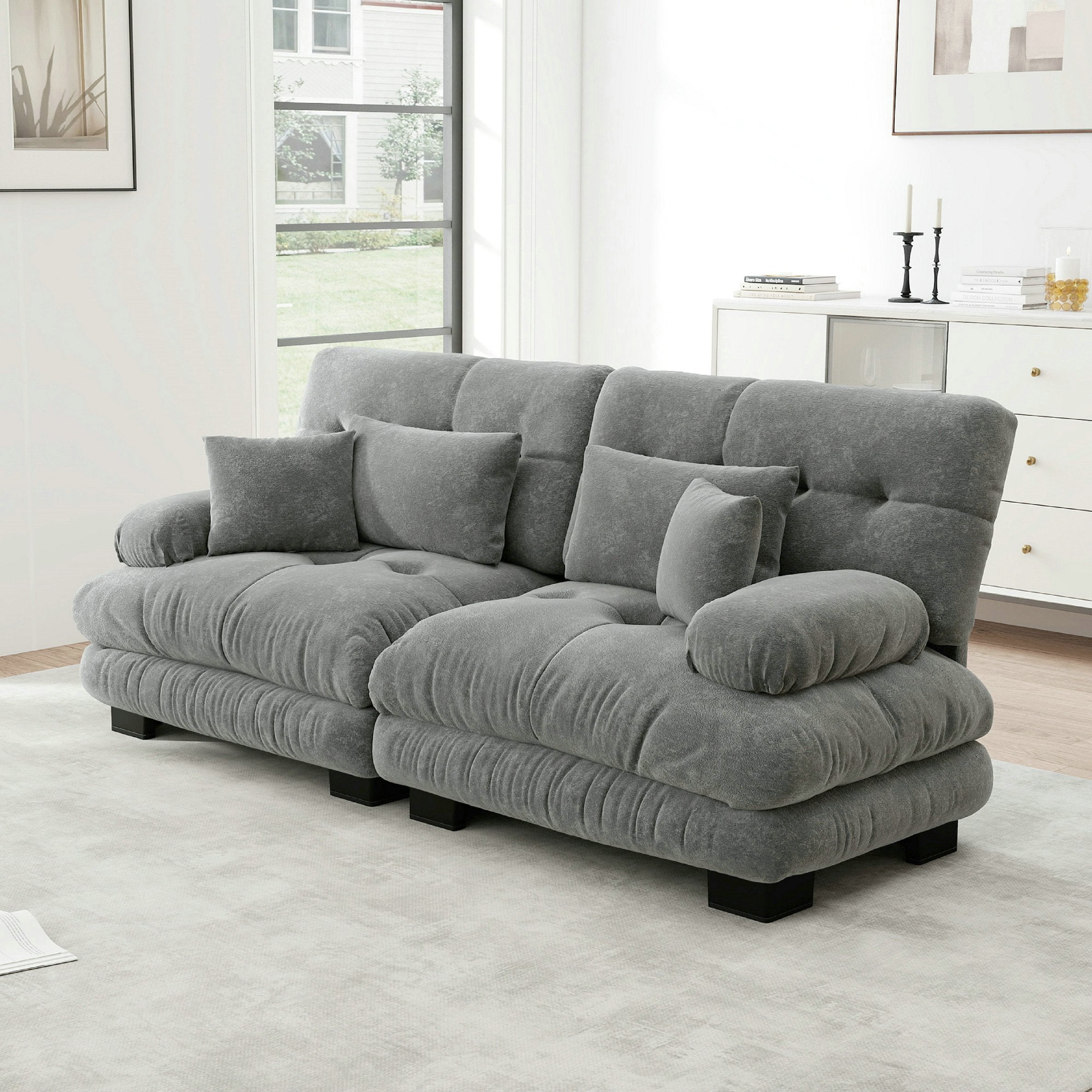 Canapé d\'angle Cloud deux places, avec 2 coussins lombaires et 2 coussins décoratifs, avec larges accoudoirs – chenille – gris - 4