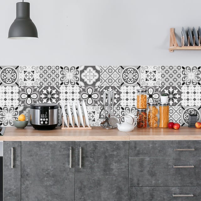 Crédence adhésive carreaux de ciment gris et blanc 60x400cm