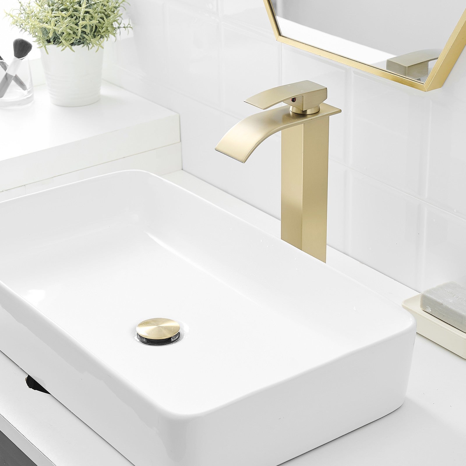 TIBRE XL Robinet mitigeur haut bec cascade or brossé - salle de bain - 4