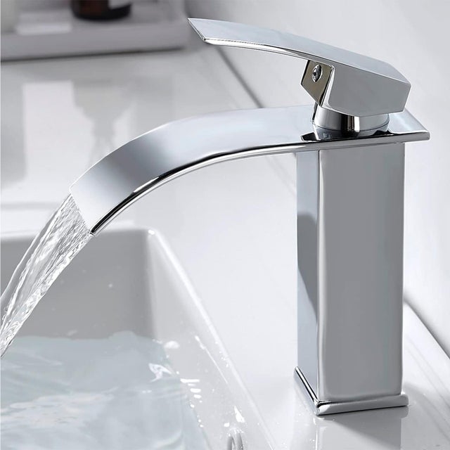 Grifo moderno de acero inoxidable de 1/2 pulgada, grifo para fregadero en cascada, grifo para lavabo para baño y cocina (incluye 2 entradas de agua)