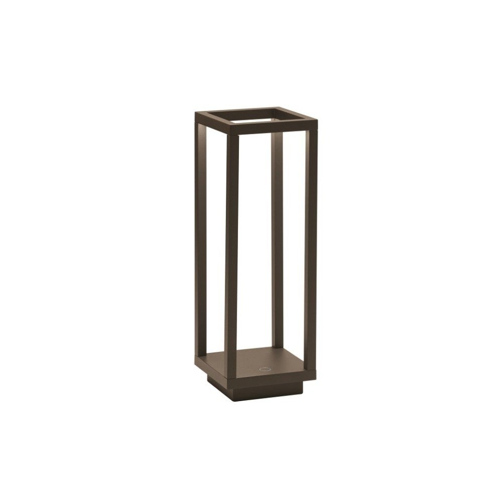 Strona główna Lampa stołowa LED Corten 2,2 W zasilana bateryjnie IP54 Szafran 3000 K 12 godz. maksymalna moc w aluminium