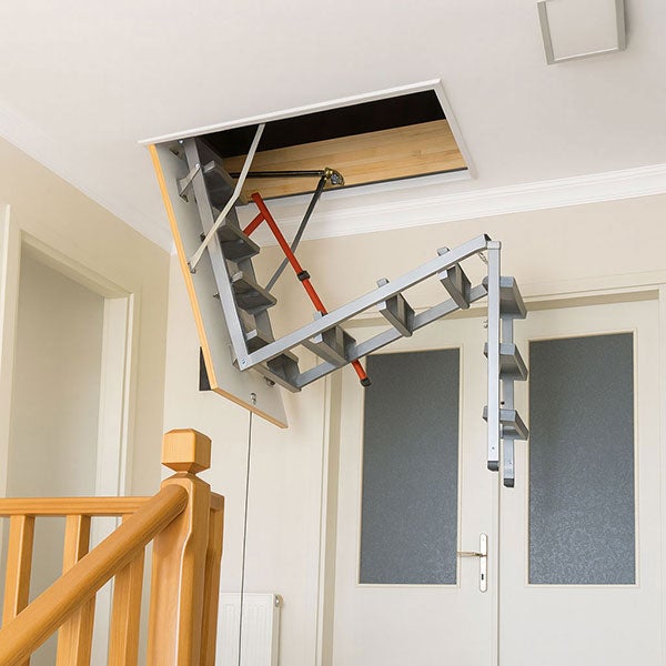 Echelle escamotable en métal - Trémie de 86 x 130cm - Hauteur de 2.56 à 3.05m - LML86130-3 - 6