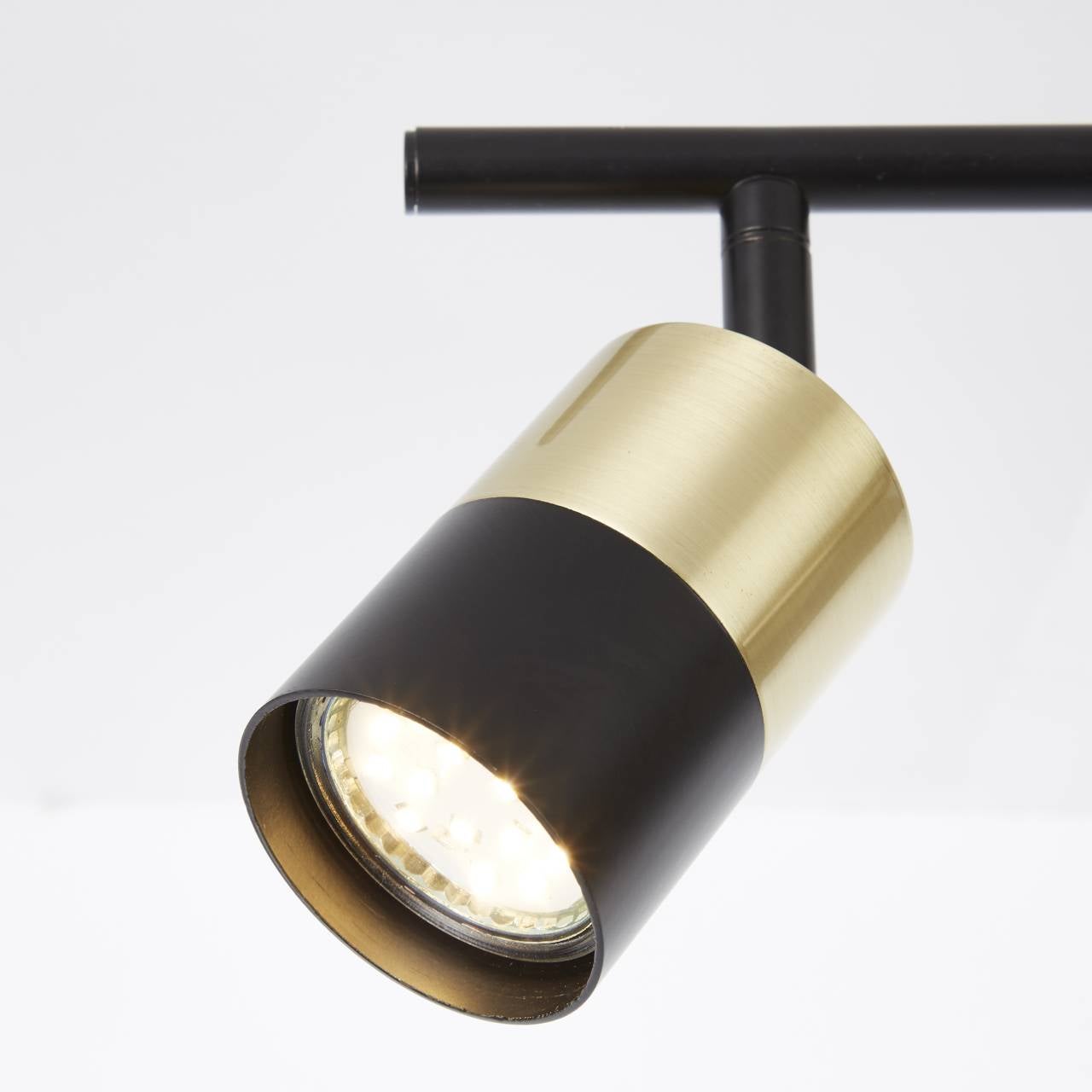 Lampa BRILLIANT, lampa stołowa LED Joni z białą indukcyjną podstawą ładującą, 1x zintegrowana dioda LED, 4,5W zintegrowana dioda LED, (326lm, 3000-540 - 5