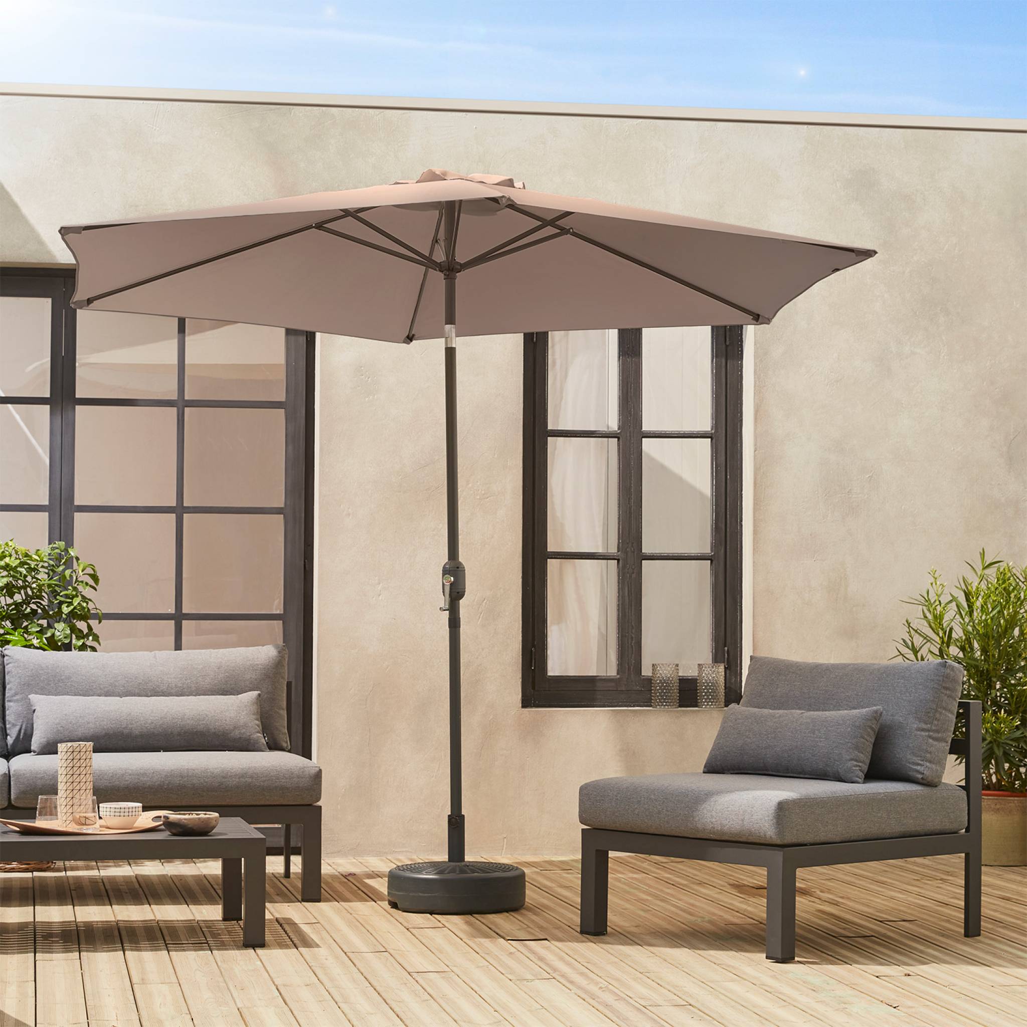 Parasol droit rond Ø300cm - Touquet Taupe - mât central en aluminium orientable et manivelle d'ouverture TOUQUET - 2