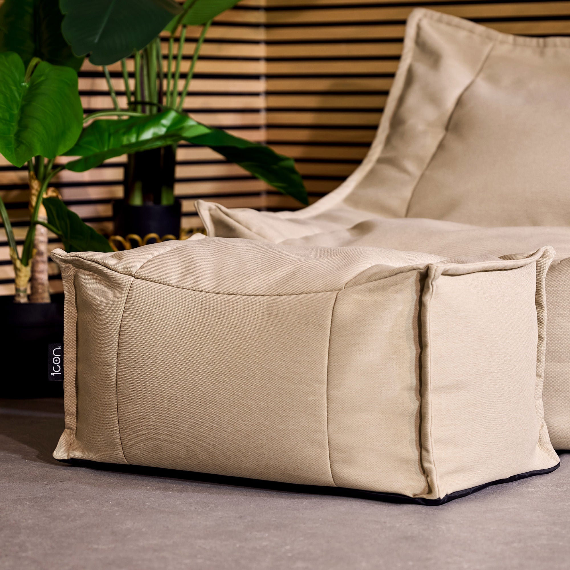 Pouf repose-pieds Icon d'extérieur en oléfine Oeko-Tex® imperméable beige, 34x45cm, Made in Allemagne - 2