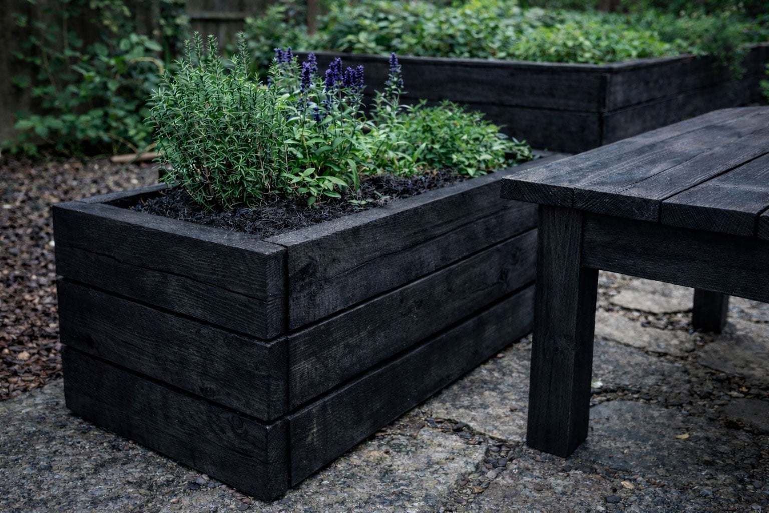 Tavola In LEGNO CountryWood – trattato con metodo Yakisugi modello DARK CARBON FULL BURN misura 15x2x203 cm - 3