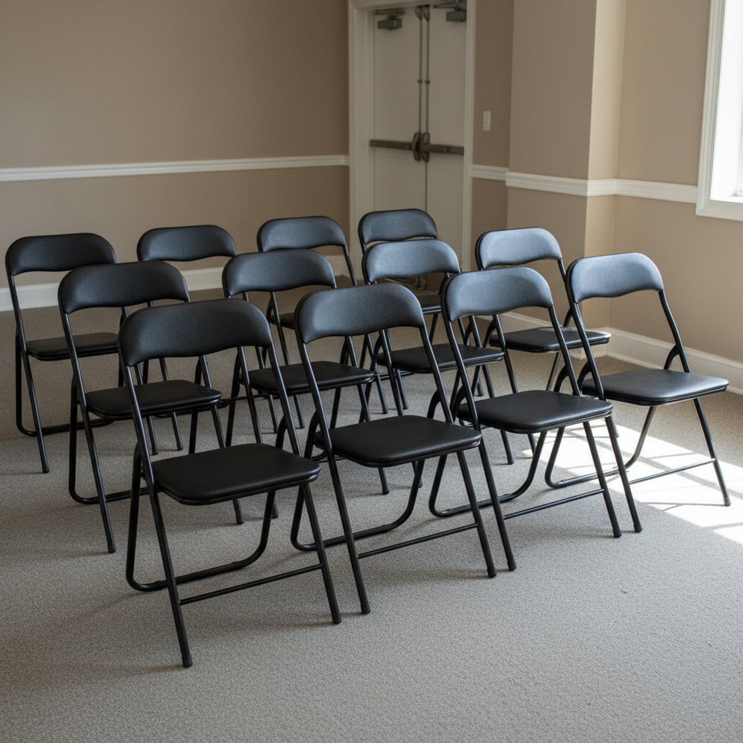 Set Di 6 Sedie Pieghevoli Con Struttura In Ferro Imbottite Salvaspazio Per Giardino Sala Riunioni Eventi Cucina (Nero/Nero) - 4