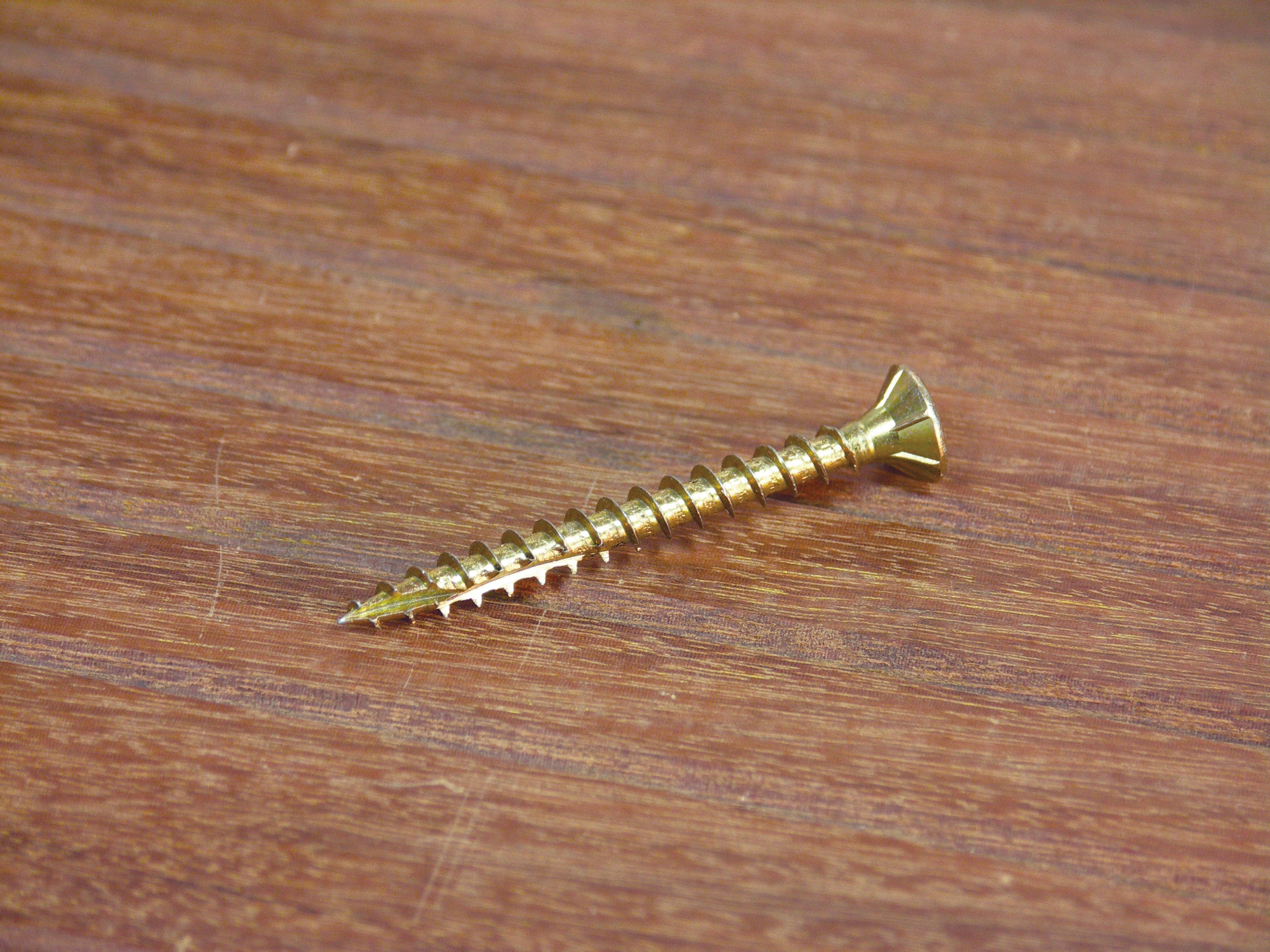 Vis bois tête fraisée acier zingué empreinte TS Ø5x30mm - Boite de 200 - 2