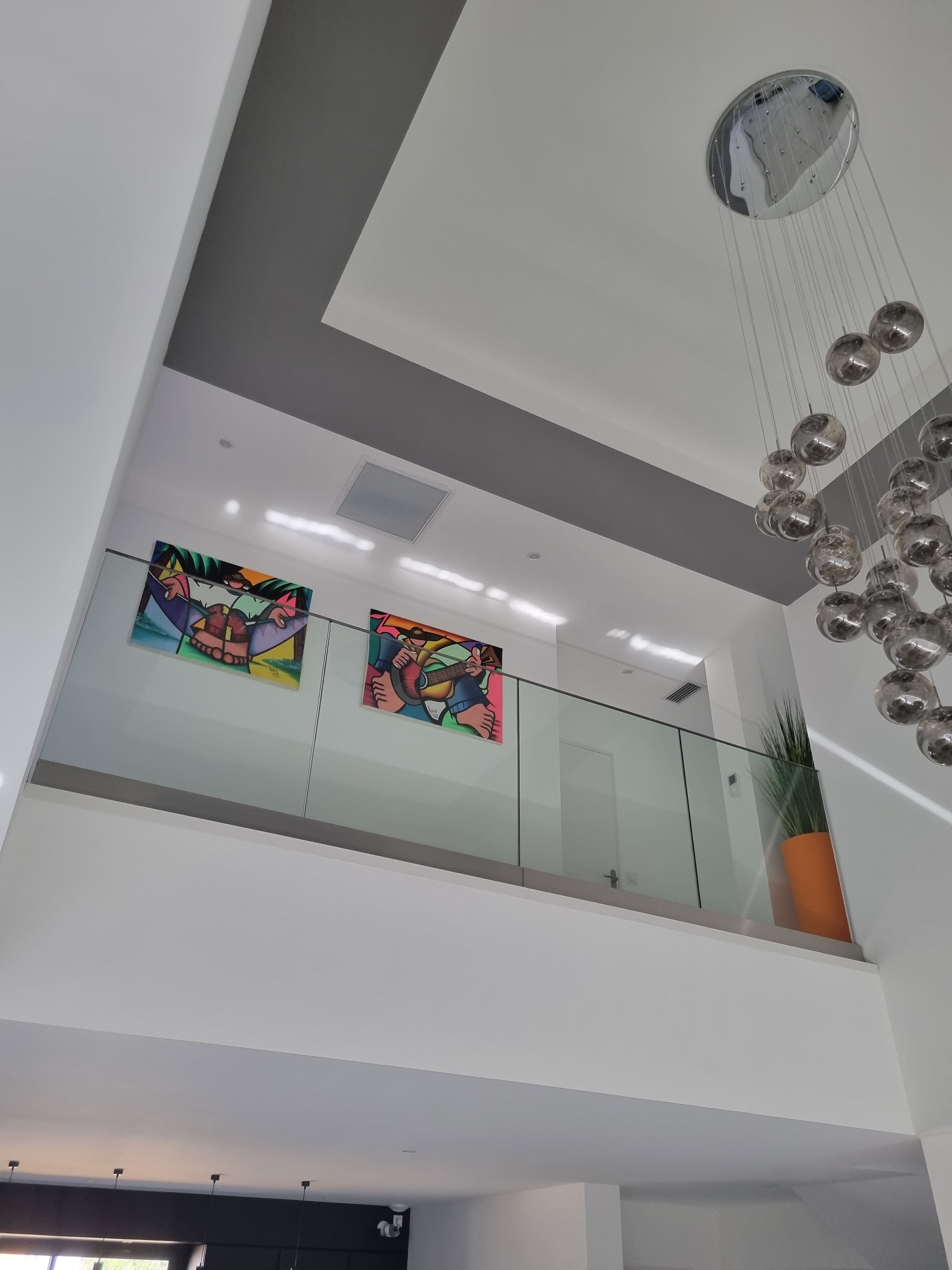 GARDE-CORPS VERRE GAMME EXCELLENCE ALUMINIUM POSE À LA FRANÇAISE AU ML - 4