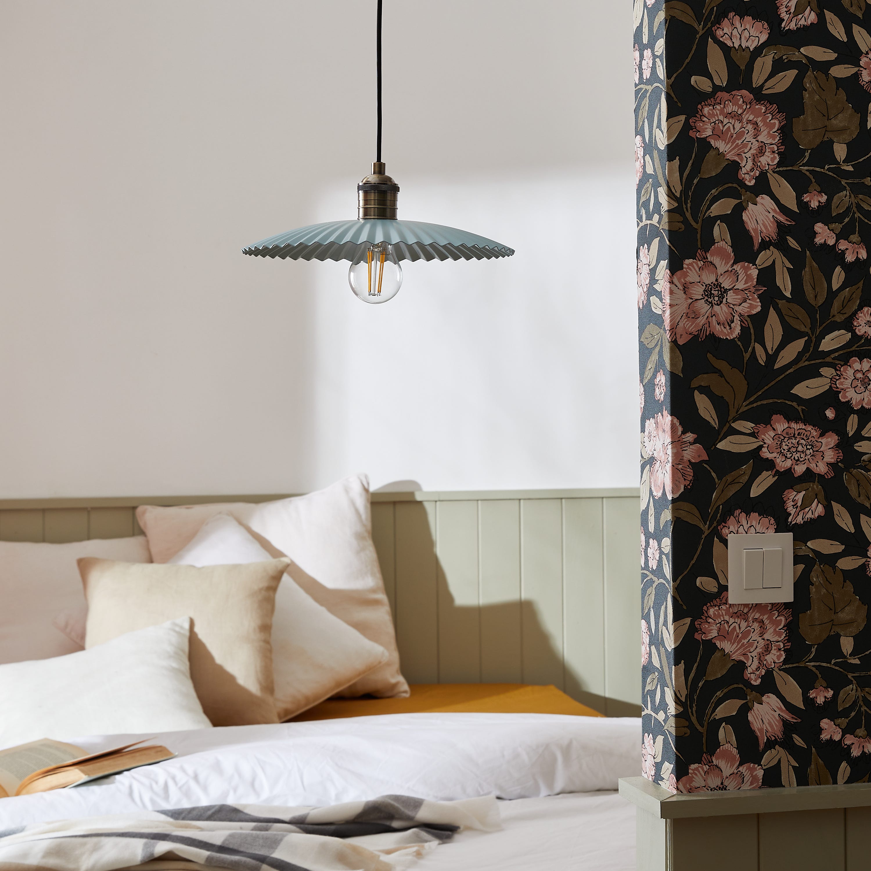 Candeeiro de teto suspenso em ferro azul KAPISI - 1 x E27 - 30 x 30 x 50/120 cm - IP20 - INSPIRE - 2