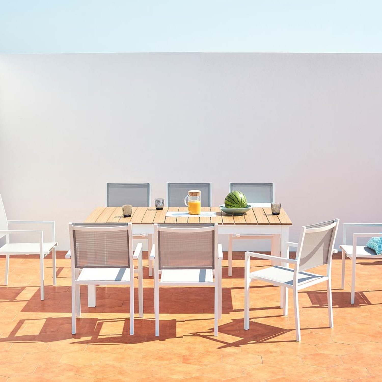 Table extensible de jardin 8 places en aluminium et bois MADEIRA - 3
