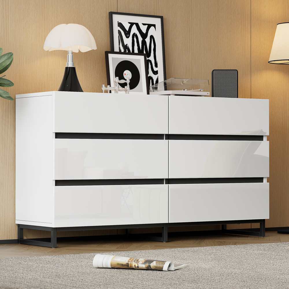 Komoda do salonu 140x39,5x78,5 cm z 6 szufladami, wykończenie błyszczące, mebel z 3 metalowymi nogami, czarno-biały