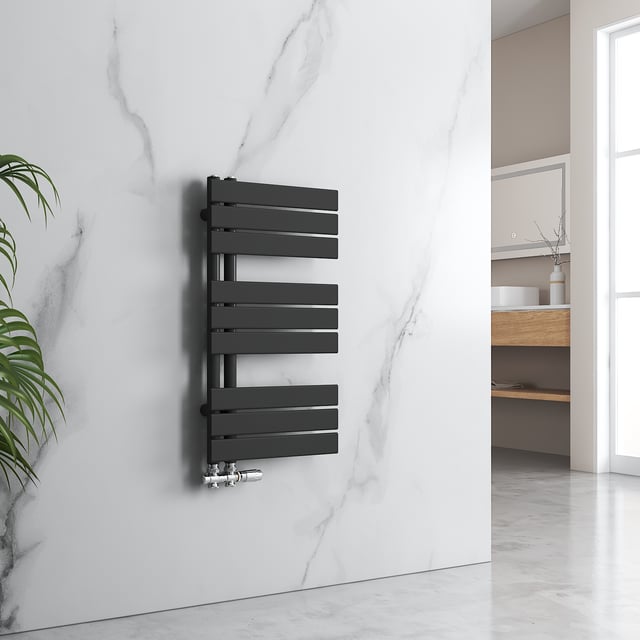 EMKE Asciugamani ad acqua calda a pannello piatto, connessione laterale per asciugamani, nero 752x400mm 342Watts