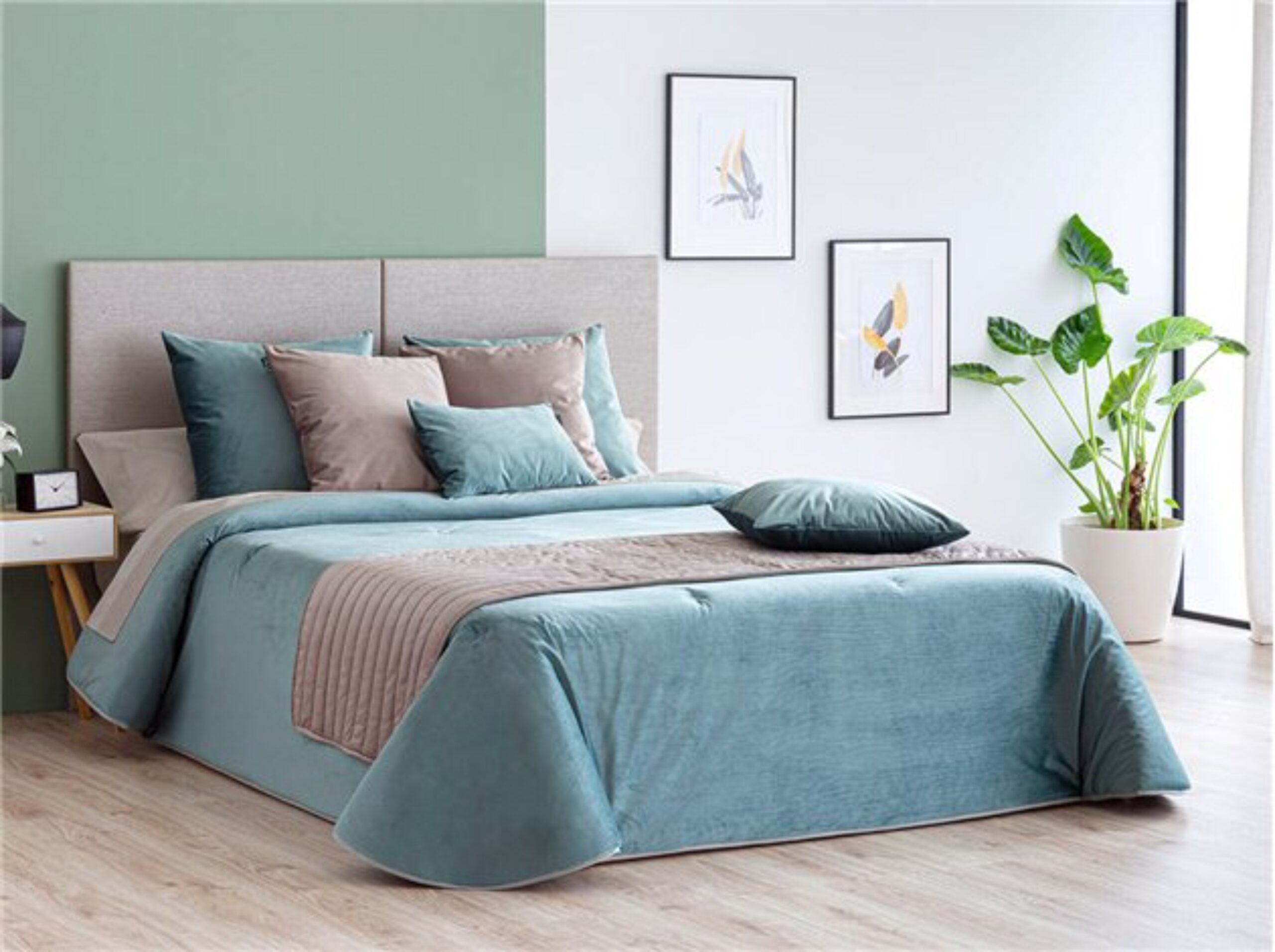 Edredón confort velvet liso turquesa relleno 200 gr para cama de 135 cm