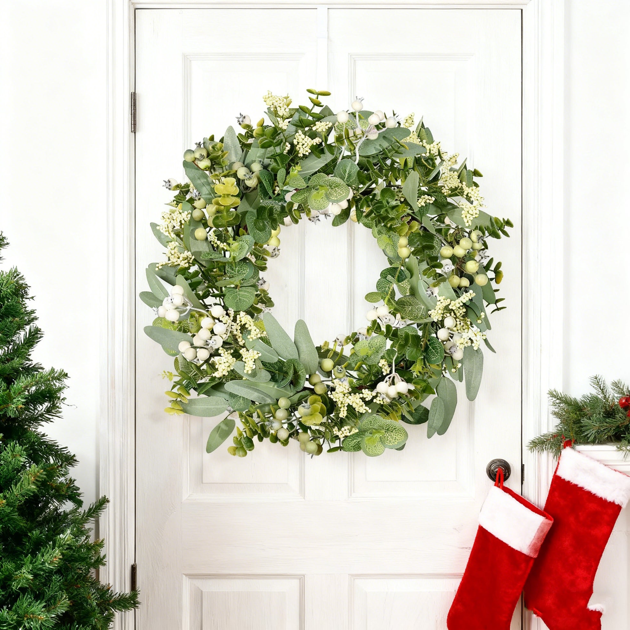 Couronne artificielle Eucalyptus 50cm avec baies blanches, décoration ...