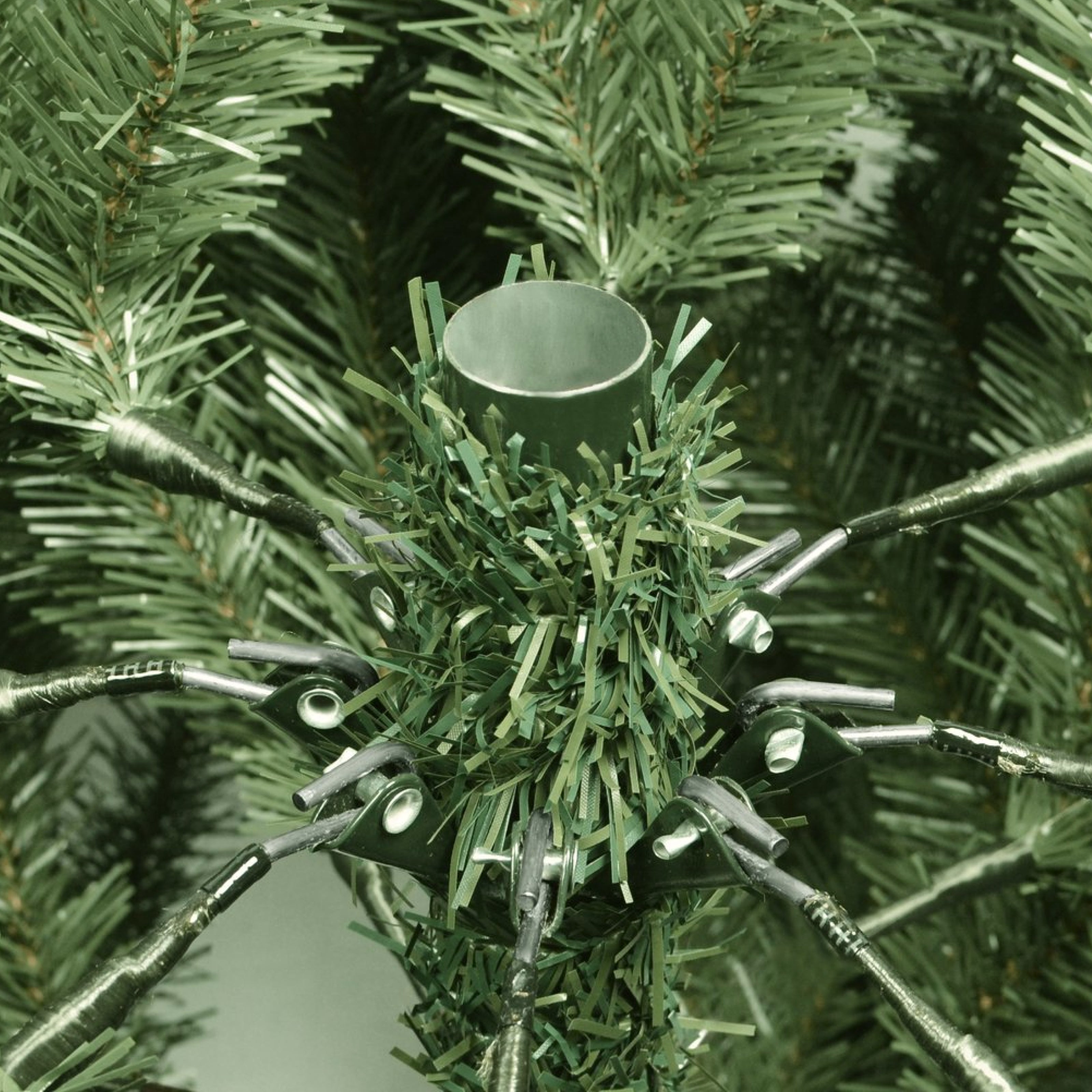 BOP Albero Di Natale Urano, 240 Cm, Con Borsa Porta Albero Fogliame In PE (polietilene) Real Touch e PVC, Apertura A Ombrello - 4