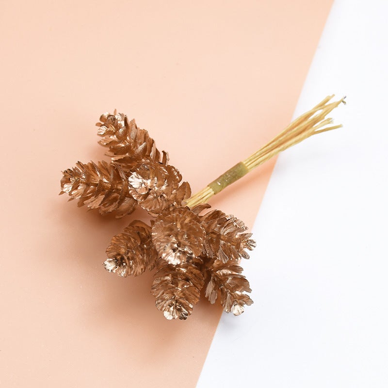 20 Pcs de Pics de Pin Artificiels Baies Rouges de Noël Bouquet de Baies de Houx d'Hiver avec Feuilles Bouquet de Canneberges Artificiels pour Arrangements de Fleur Guirlande décorations de table fête