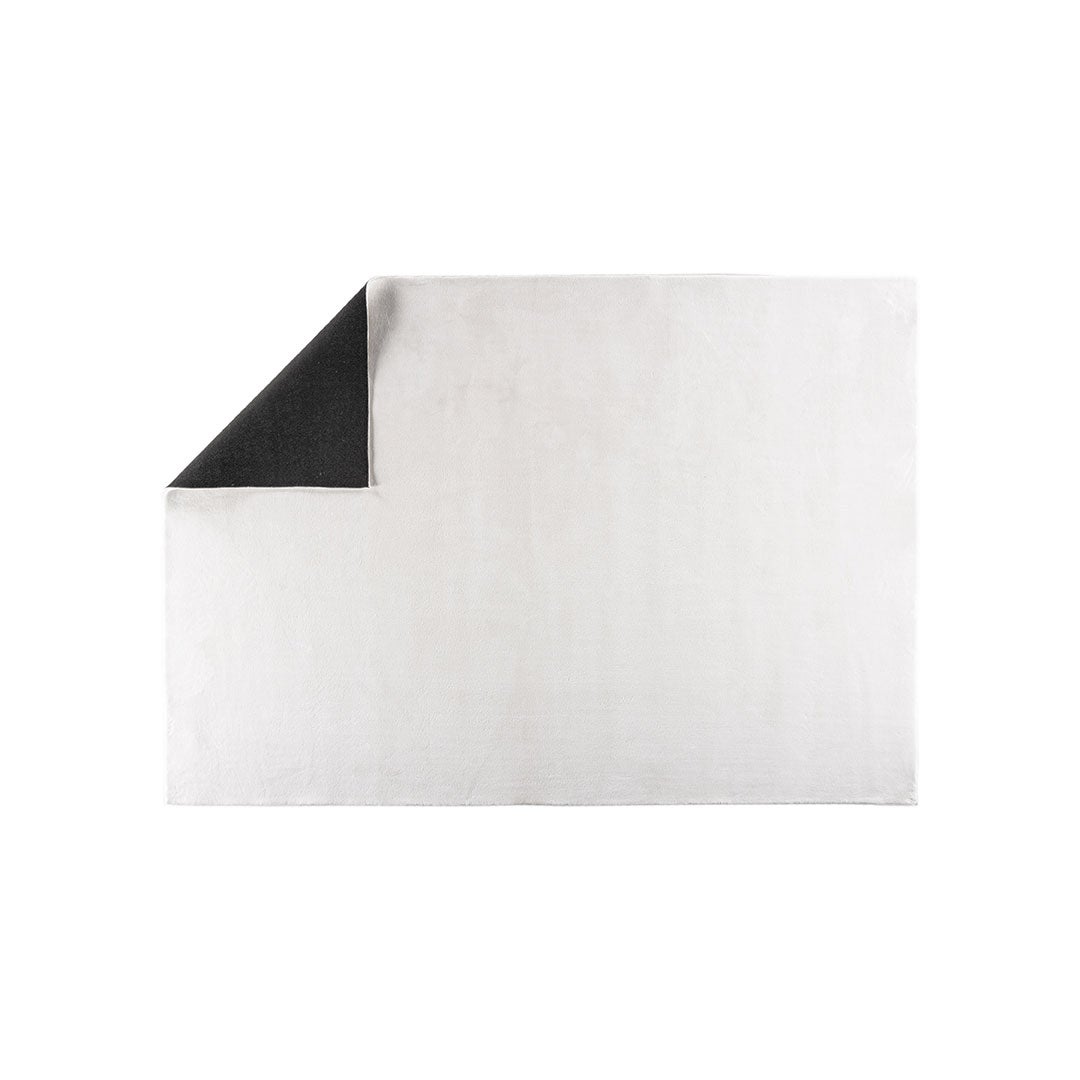 Nixie dywan 240x350 cm biały.