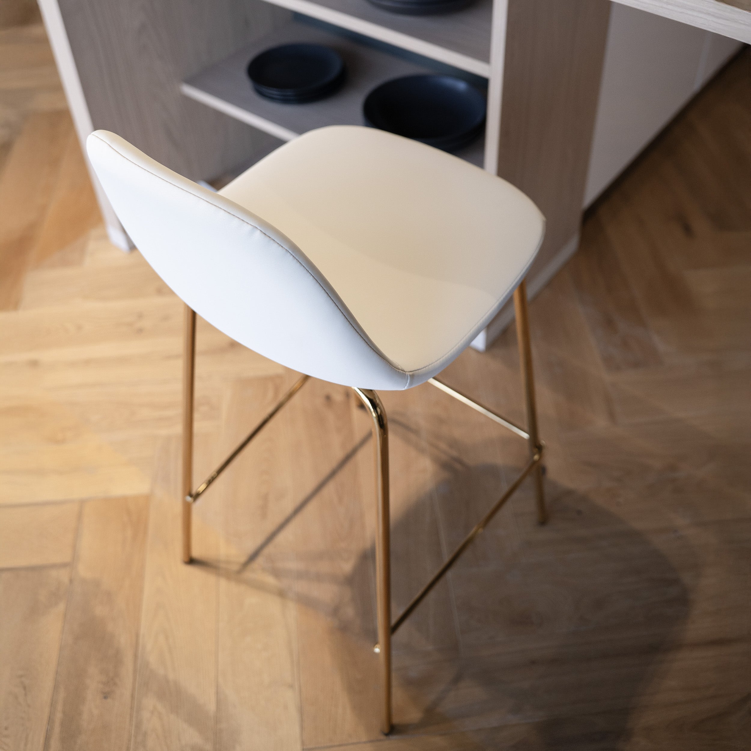 Lot de 2 chaises pour îlot central 65 cm en cuir synthétique blanc - Henrik - 6