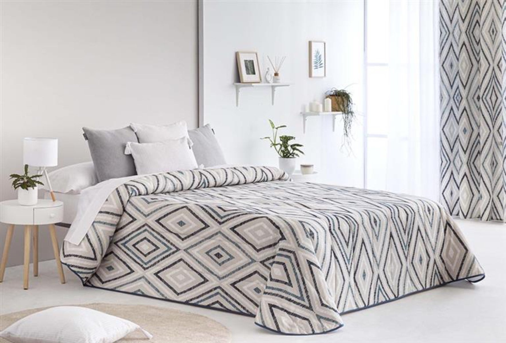 colcha-bouti-zafra-relleno-100-gr-azul-para-cama-de-90-cm-leroy-merlin