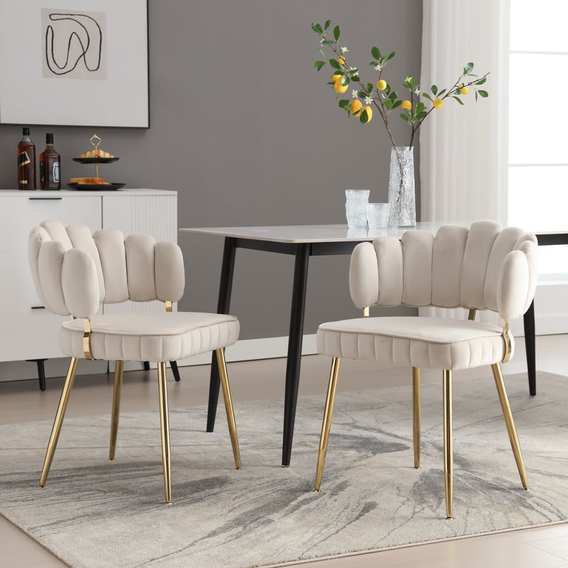 Zestaw 2 krzeseł do jadalni z podłokietnikami i oparciem w kształcie płatków - 57,99 x 45,99 x 78 cm - Aksamit - Beż