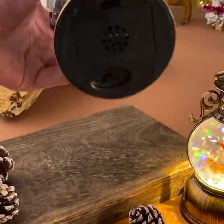 Carillon a forma di fiocco di neve alimentato tramite USB, con motivo a renna, albero di Natale e decorazione per la casa, regalo di Natale. - 5