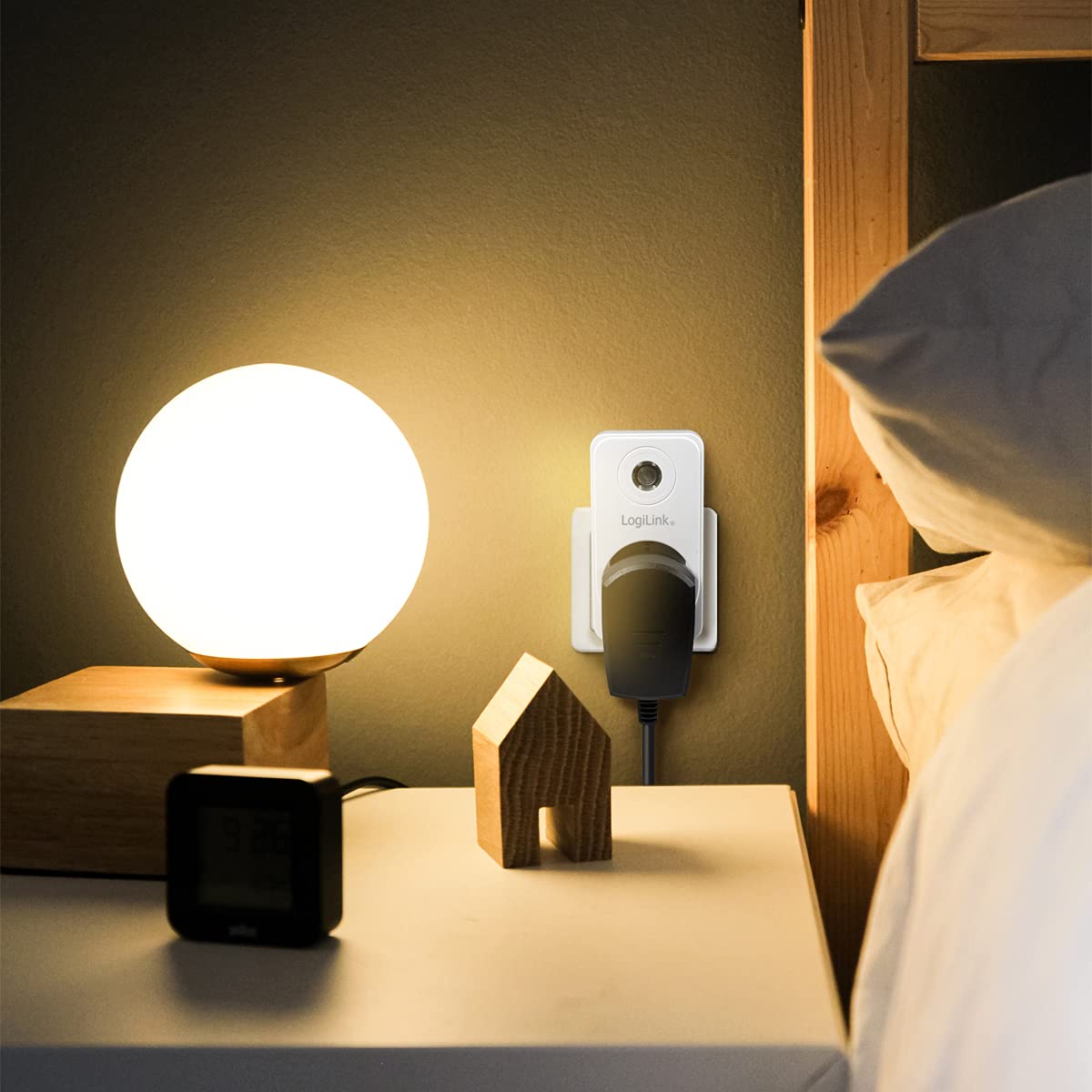 Revolt Spina Con Sensore Crepuscolare – Adattatore Presa 230V Con Interruttore Automatico Luce, 690W, Protezione Bambini