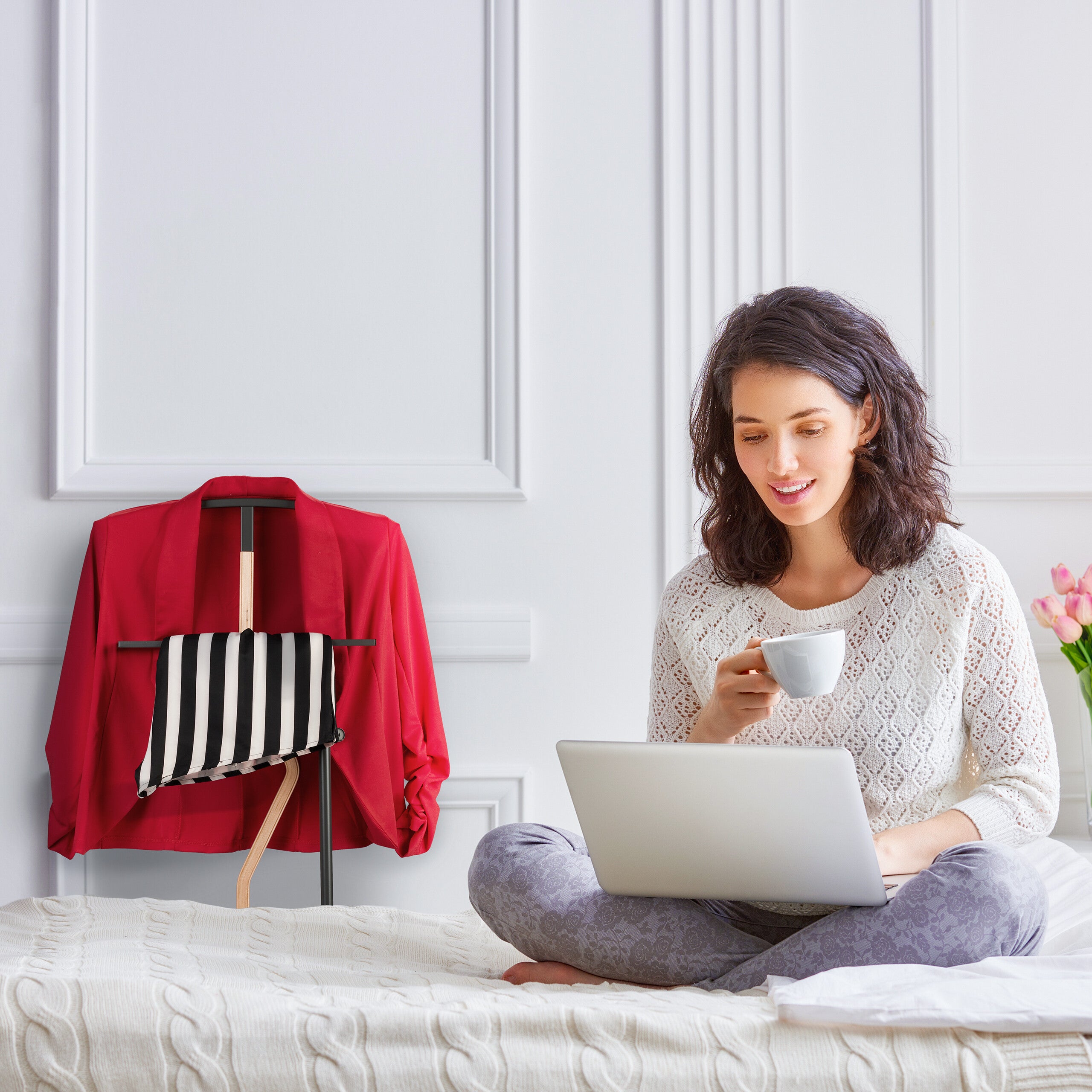 Relaxdays Valet de chambre, vestes et pantalons, HxLxP : env. 107x48x20 cm, métal, MDF, chevalet à vêtement, gris/nature - 5