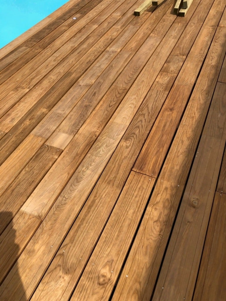 Kit terrasse 10m² en lame PIN DES LANDES SANS NŒUDS 28X160 avec Lambourde, vis, cale de ventilation, plot pvc et Bande bitumineuse - 4