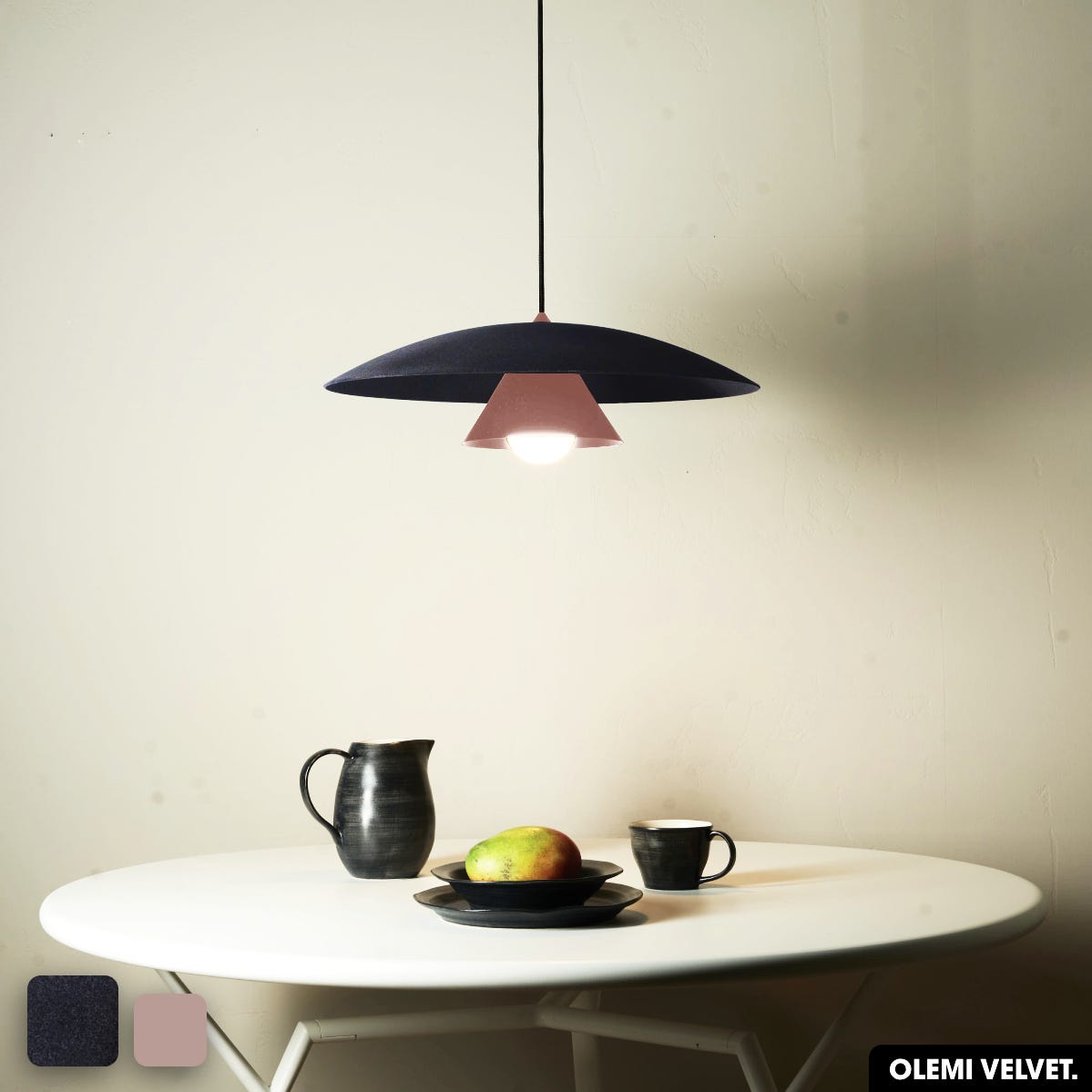 Lampada a sospensione in velluto - MATUBA VELVET | NERO | LED 6W | Leroy Merlin Lampada a sospensione in velluto - MATUBA VELVET | NERO | LED 6W | Leroy Merlin