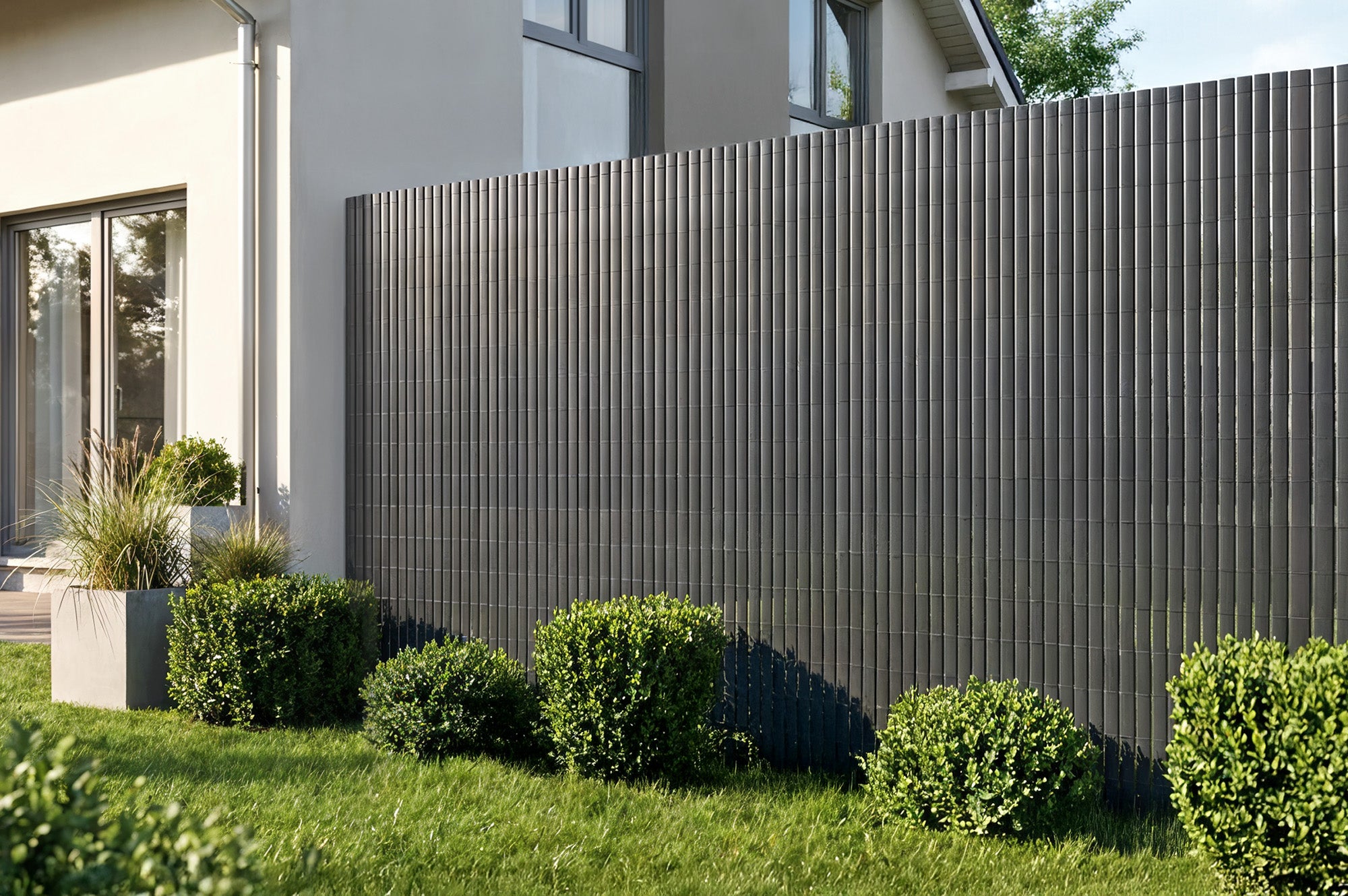 Siatka trzcinowa PCV VISO, długość 3 m, wysokość 1,8 m, kolor antracytowy