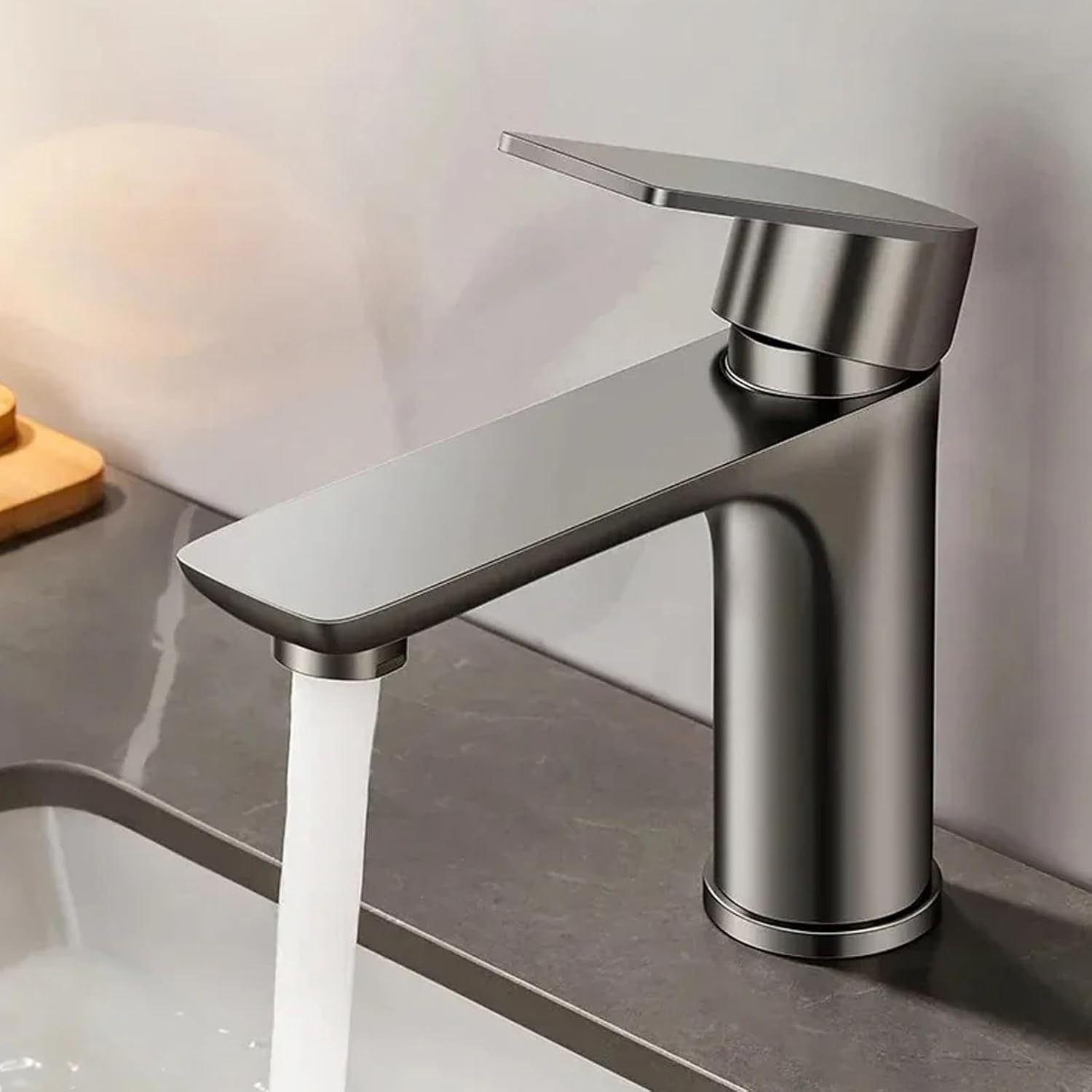 Bateria łazienkowa, pasująca do baterii umywalkowej, ze stali nierdzewnej, ciepła i zimna, w kolorze szarym, bez rury doprowadzającej wodę.