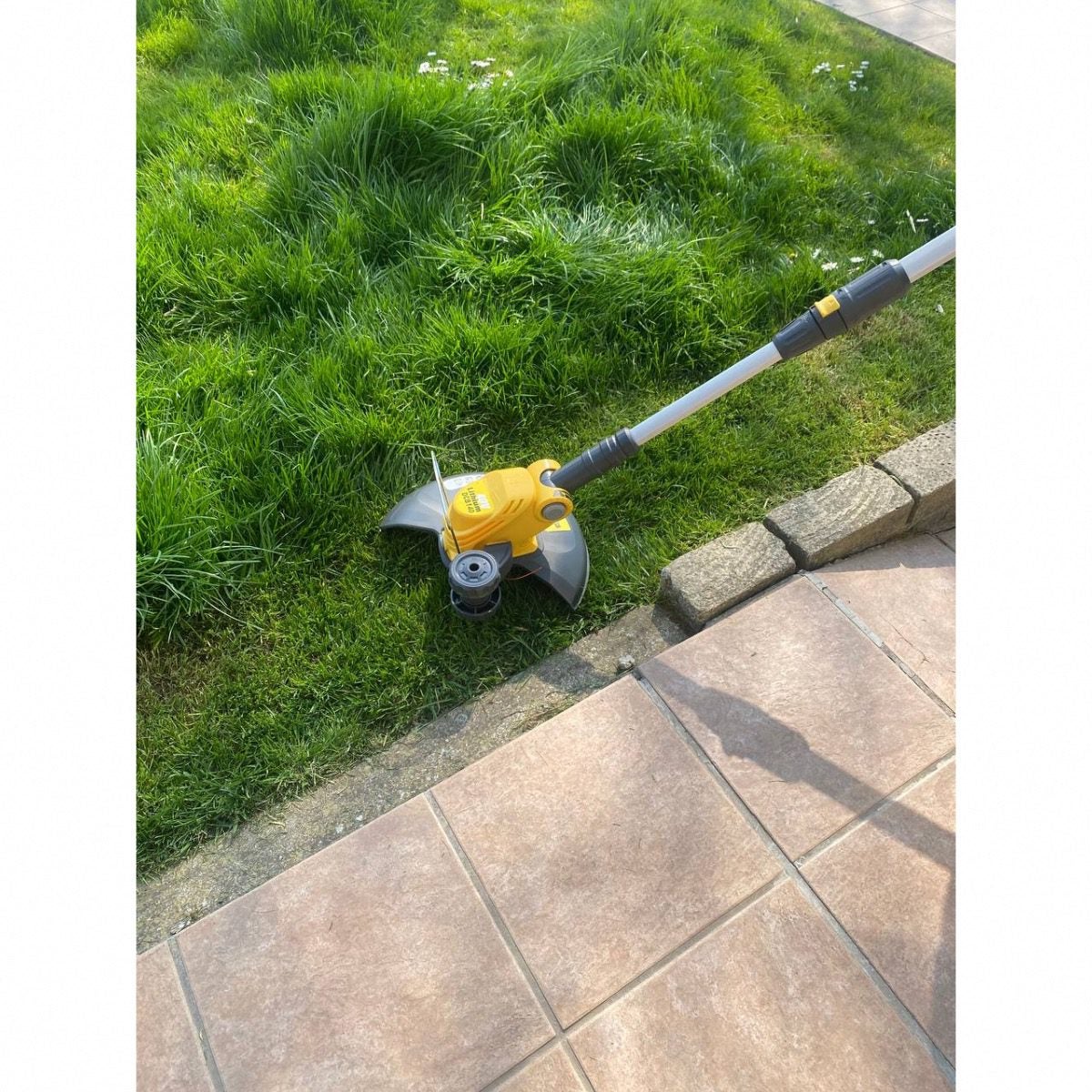 Débroussailleuse à batterie NEMURA 20V + 2 batteries 4Ah + Chargeur rapide + Lame + Fil - 5