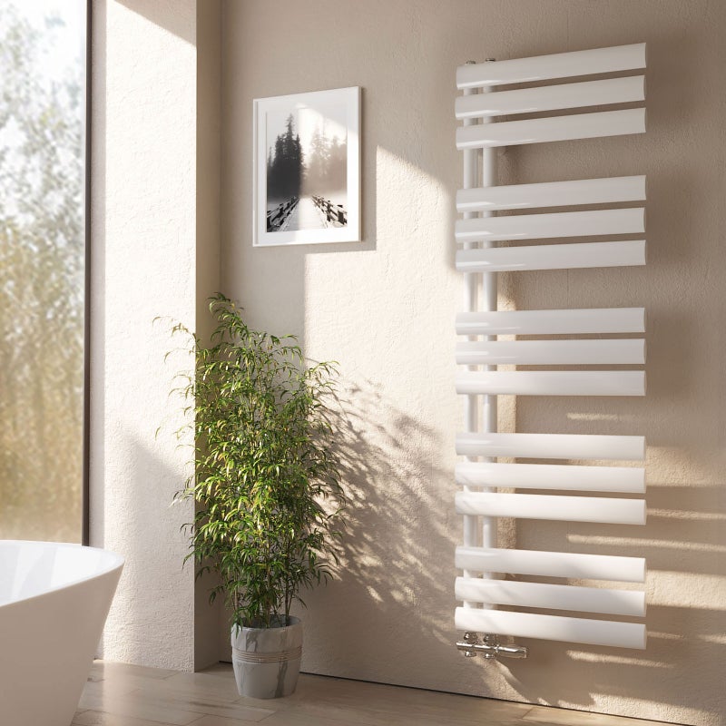 EMKE Grzejnik Łazienkowy 484W, 143x40 cm, 5,3 bar, do 5 m² – Biały