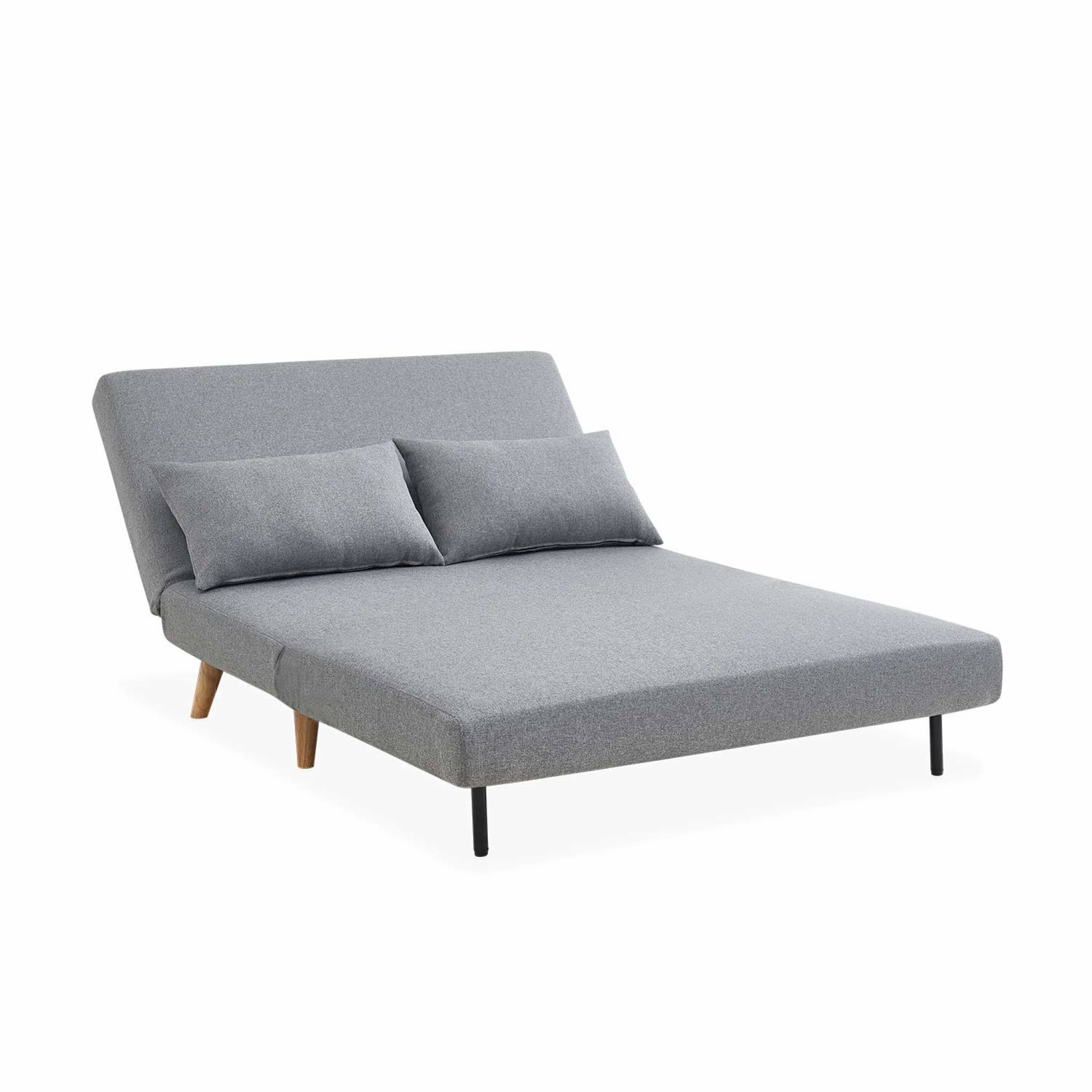 Canapé convertible en tissu - Guesta - 2 places scandinave. pieds bois foncé. gris clair. banquette. dossier inclinable - 6
