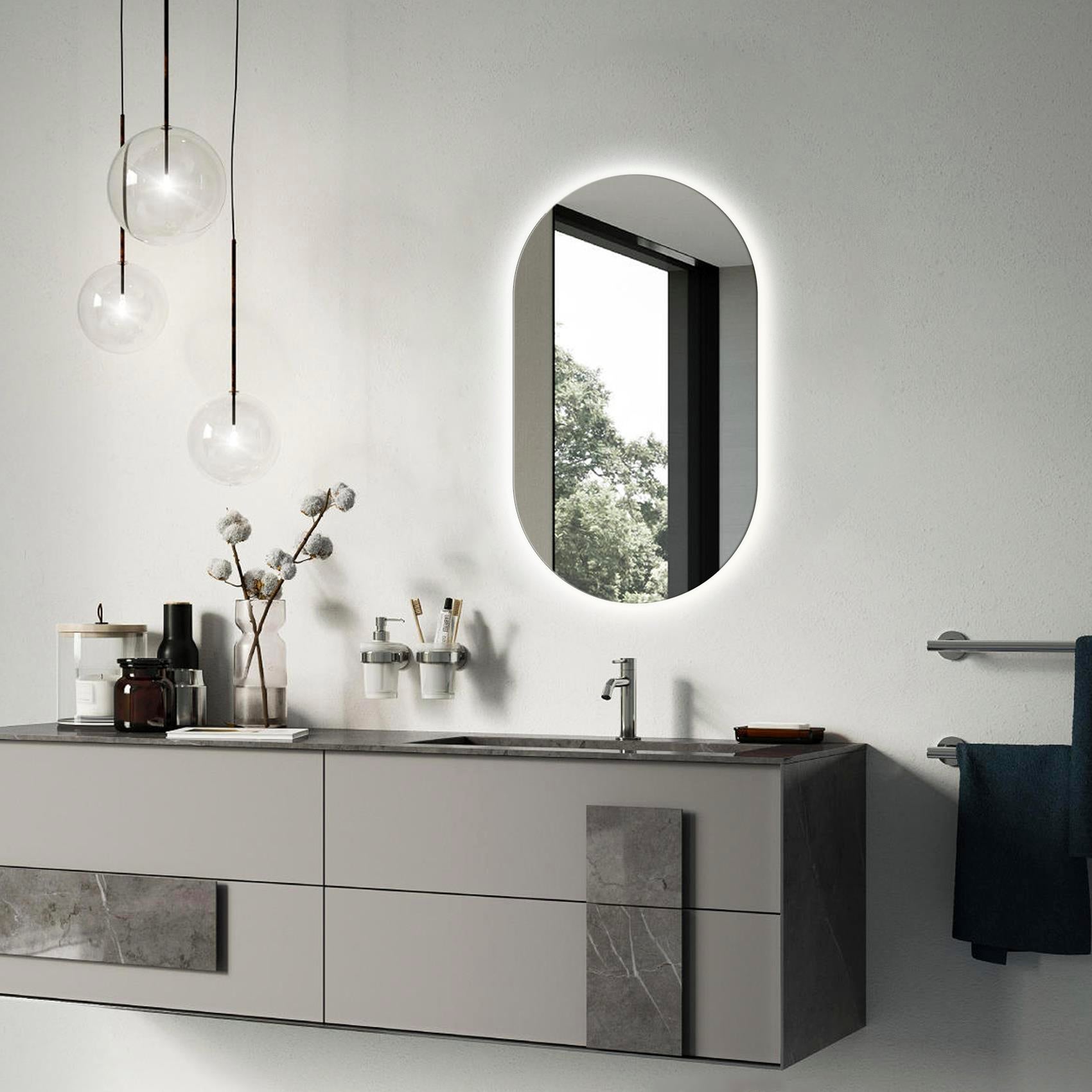 Owalne lustro łazienkowe LED 40x70 – neutralne światło, nowoczesna aranżacja - 4