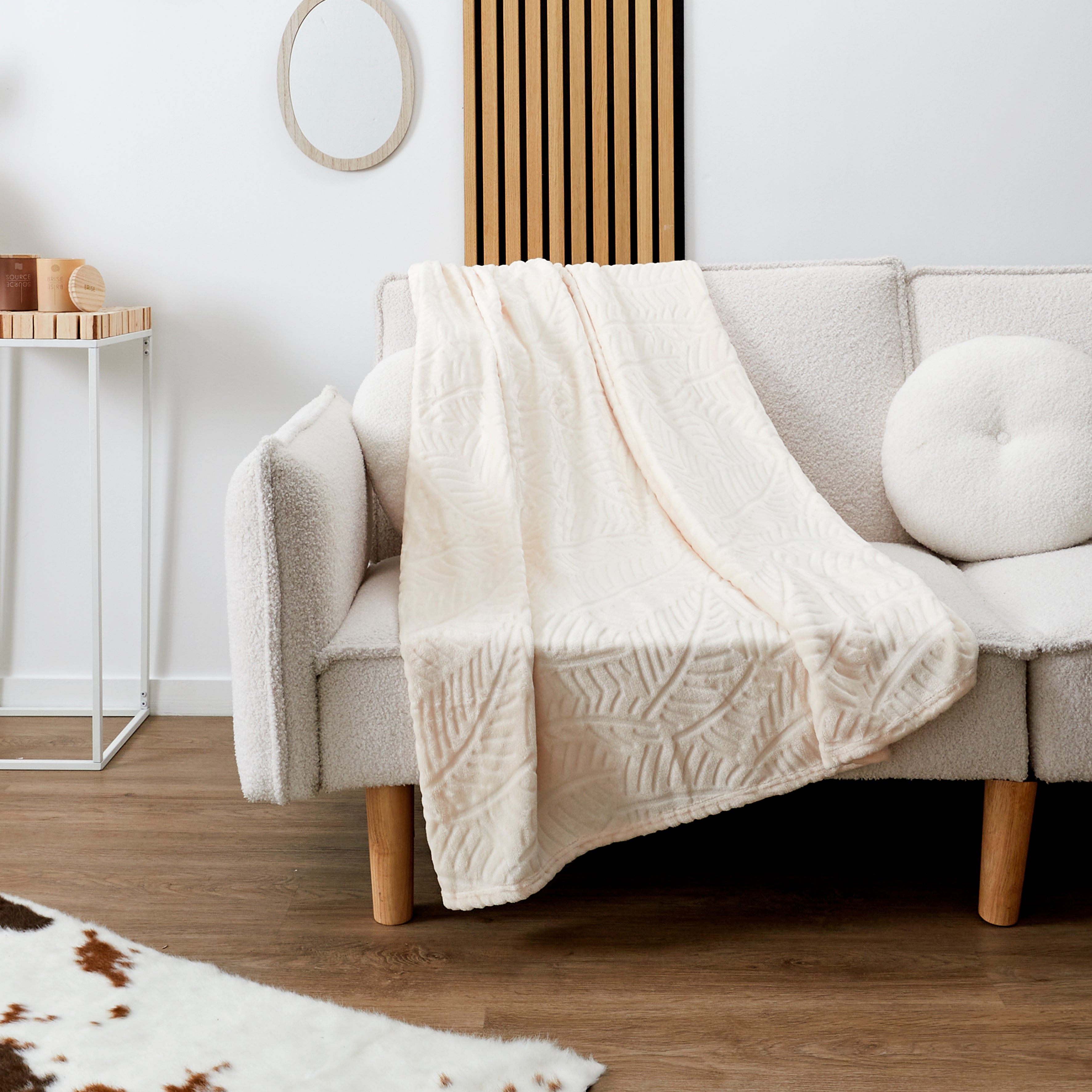 Plaid Flanelle Embosse Creme 120x150cm | Leroy Merlin