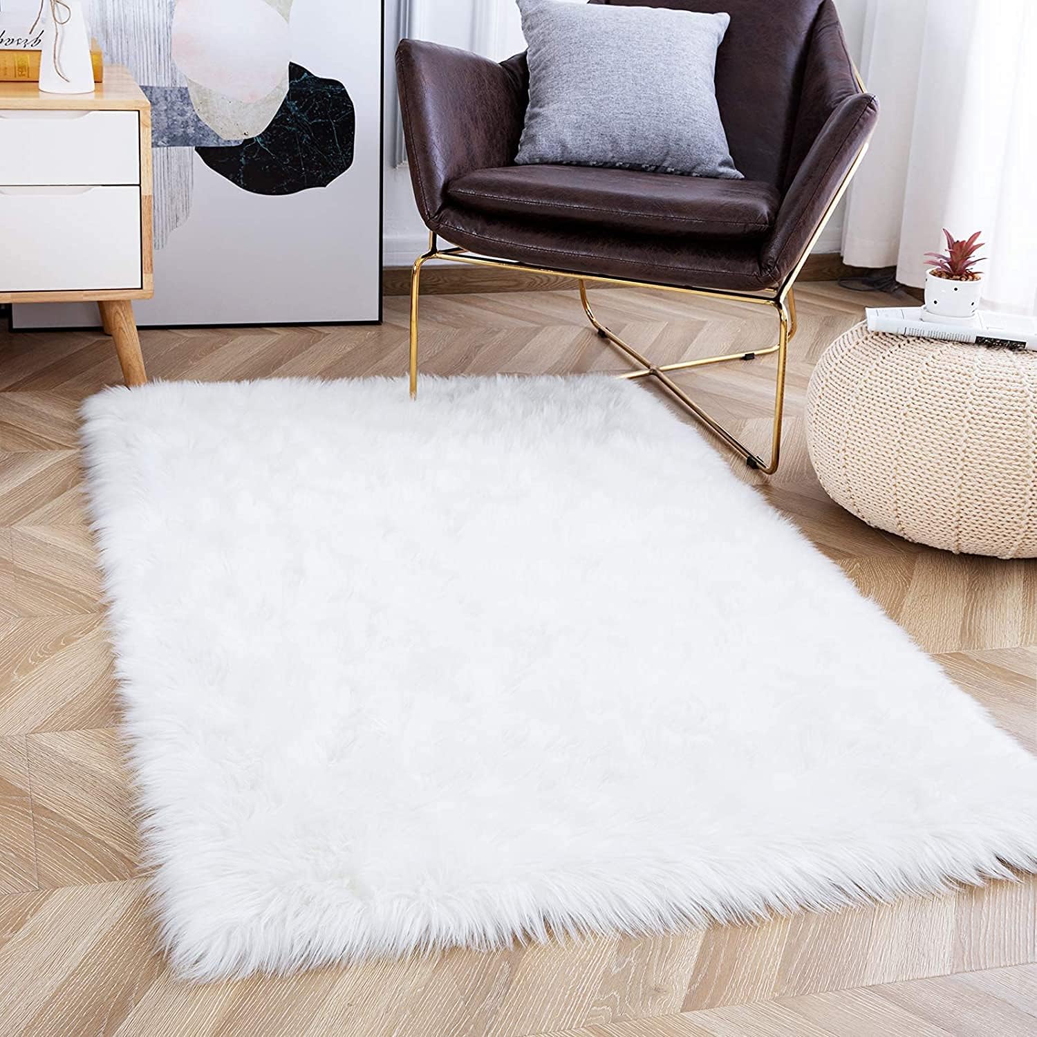 Tapis en fausse peau de mouton, doux et moelleux, lavable, antidérapant, pour chaises, lits, canapés et sols (blanc, 60 x 120cm) - 5