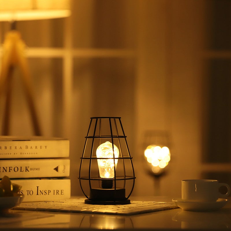 Czarna lampa stołowa w kształcie dzbanka na wino, nowoczesna lampka nocna w żelaznej klatce, lampka nocna w stylu retro, ciepłe światło