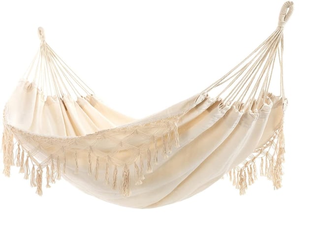 Hamaca color crema de macramé bohemio de tamaño doble con borlas elegantes y tejido de cola de pez 485 libras incluye cuerdas para atar