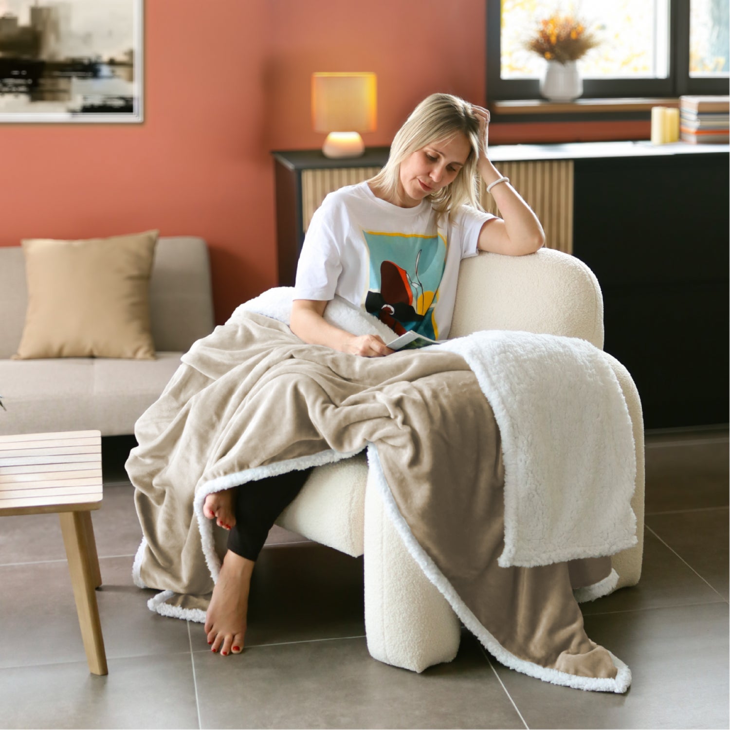 Couverture, plaid polaire 150 x 200 cm en flanelle et sherpa ultra doux - Beige - Vivezen - 3