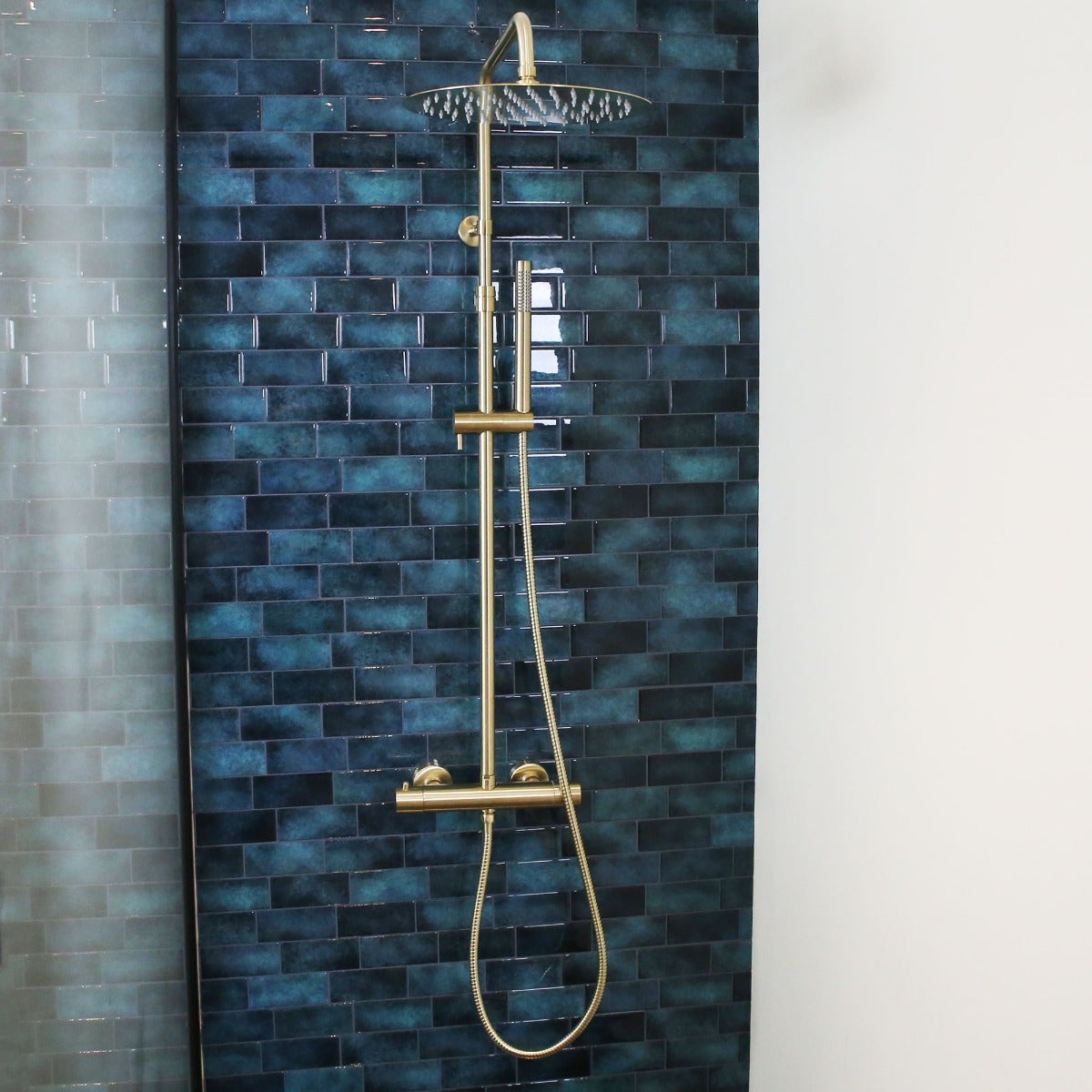 Delice II coluna de duche termostática ouro escovado com corpo frio - 2