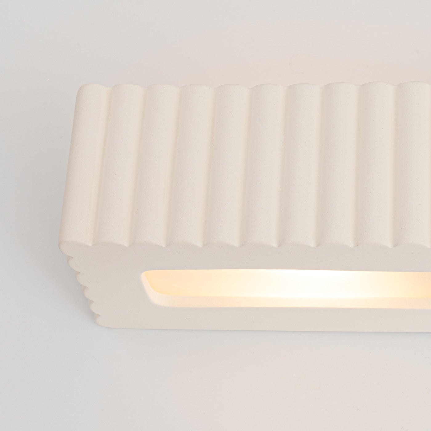 Kinkiet ścienny ryflowany RIGATA biały 1xE27x20W ceramika / gips wym:10x34x12cm IP20 Sollux Lighting - 4