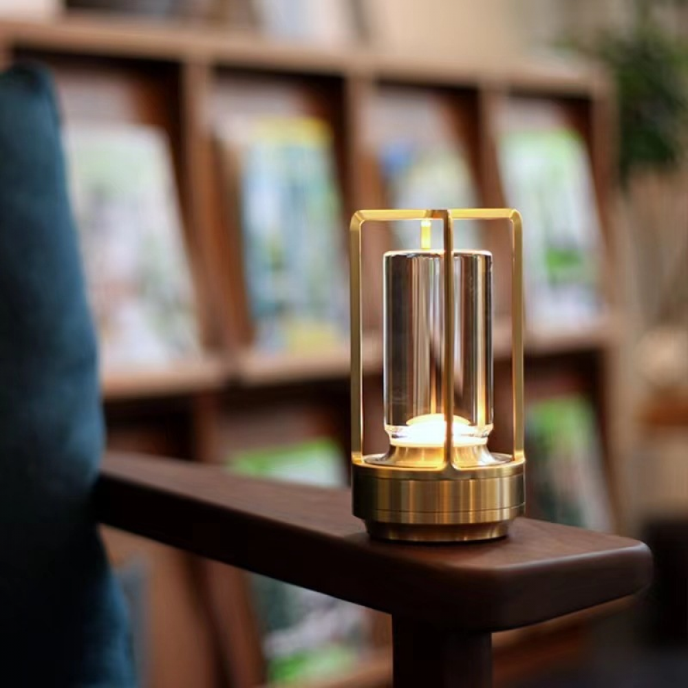 Złota lampa stołowa z akumulatorem 1800 mAh, bezprzewodowe lampy stołowe do salonu, 3 kolory jasności, przenośne lampy stołowe - 2