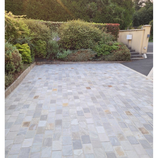 Pavés Kandla Gris 20x14x3 à 5 cm