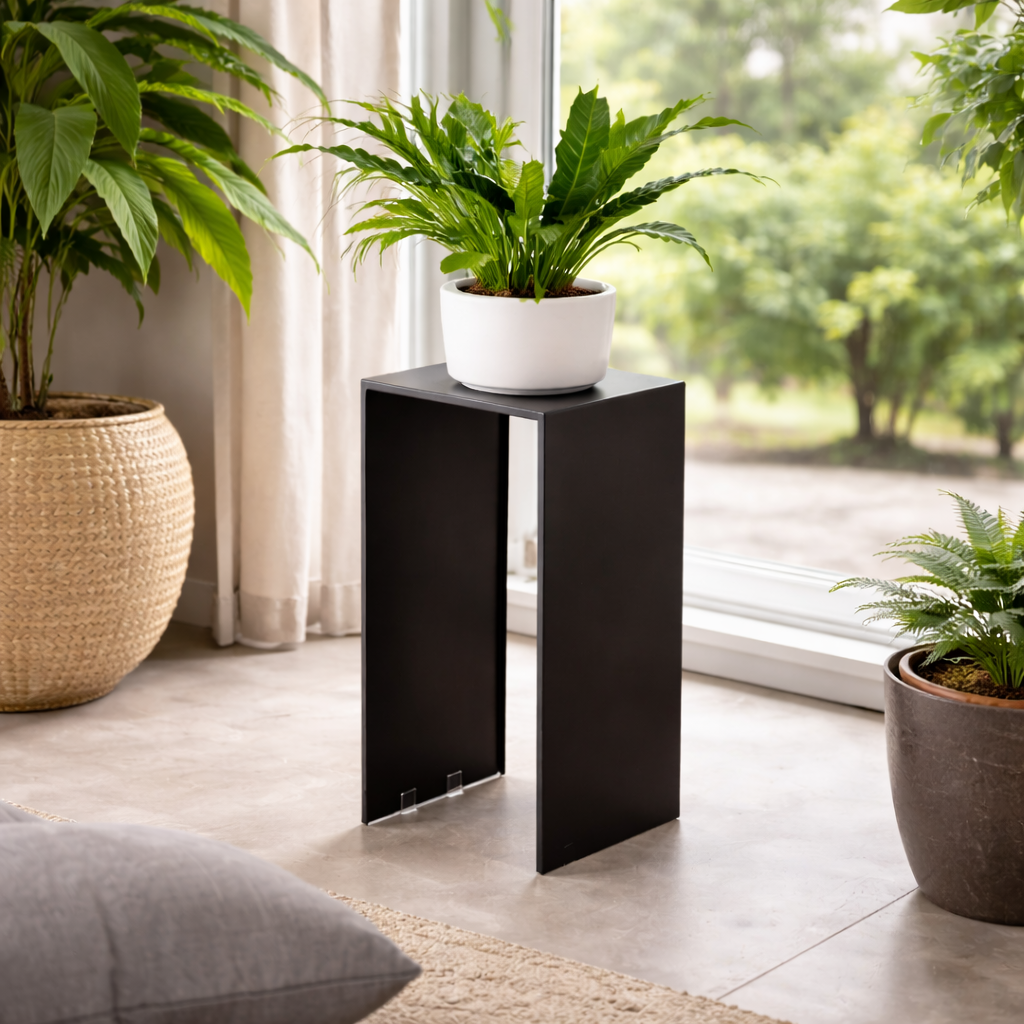 Loft Fiorino, Fioriera In Metallo E MDF Nero, Design Minimal Con Gambe, Perfetta Per Interni Moderni (22x42x80 Cm)